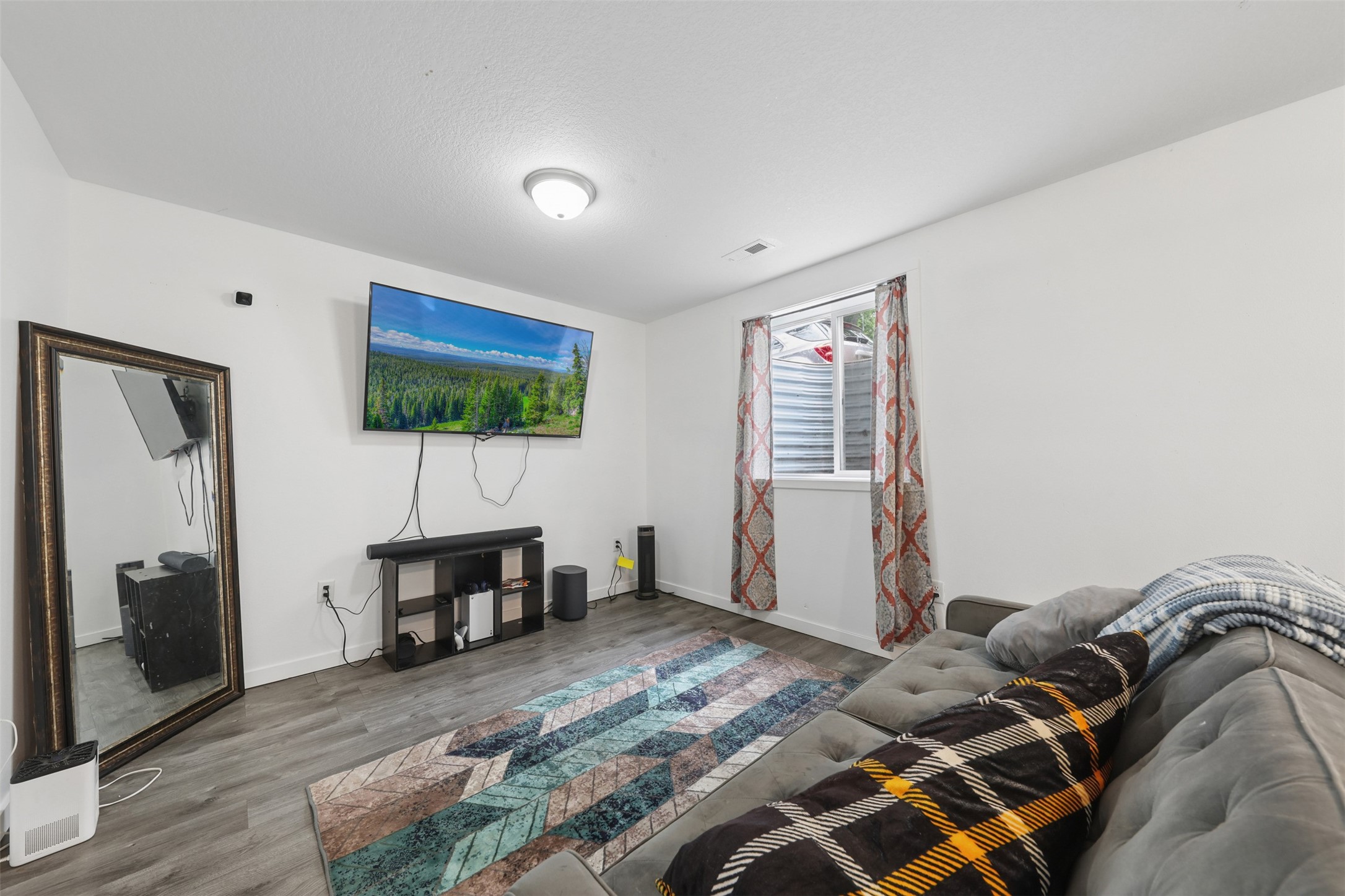 1269 Stewart Street Property Photo 25