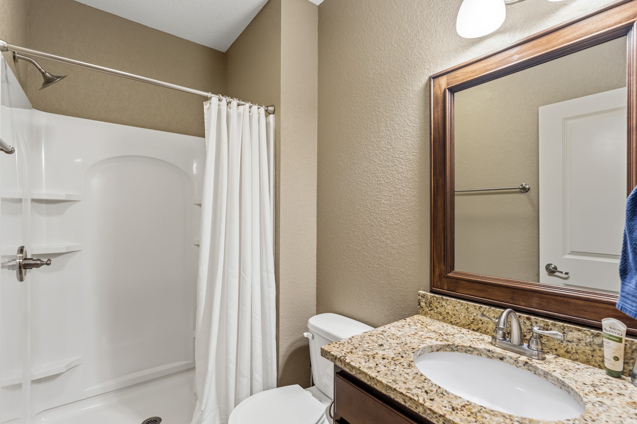 1103 Ne Frisk Drive Property Photo 32