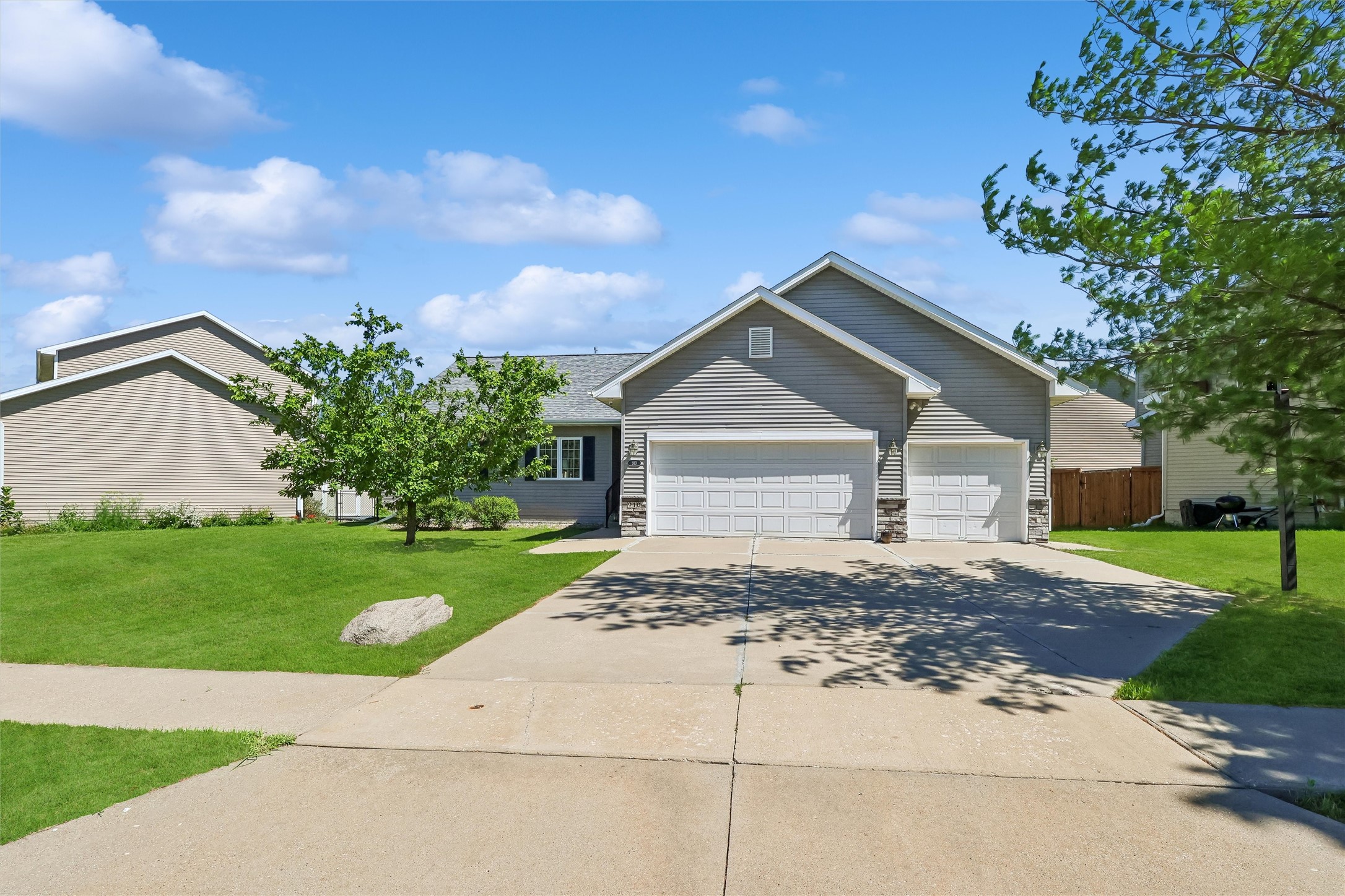 910 Ne 45th Street Property Photo 33