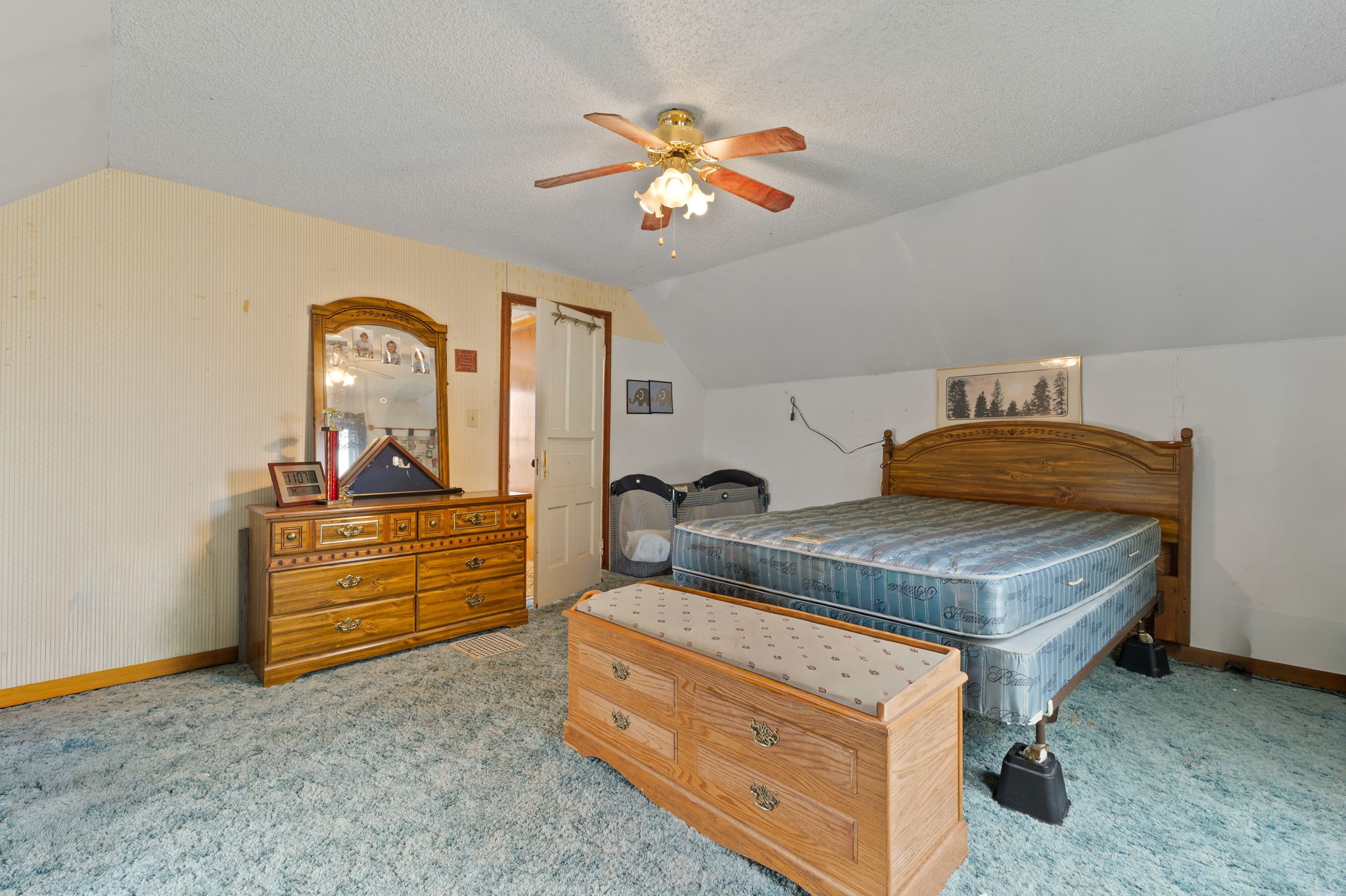 2040 A Stuart Road Property Photo 30