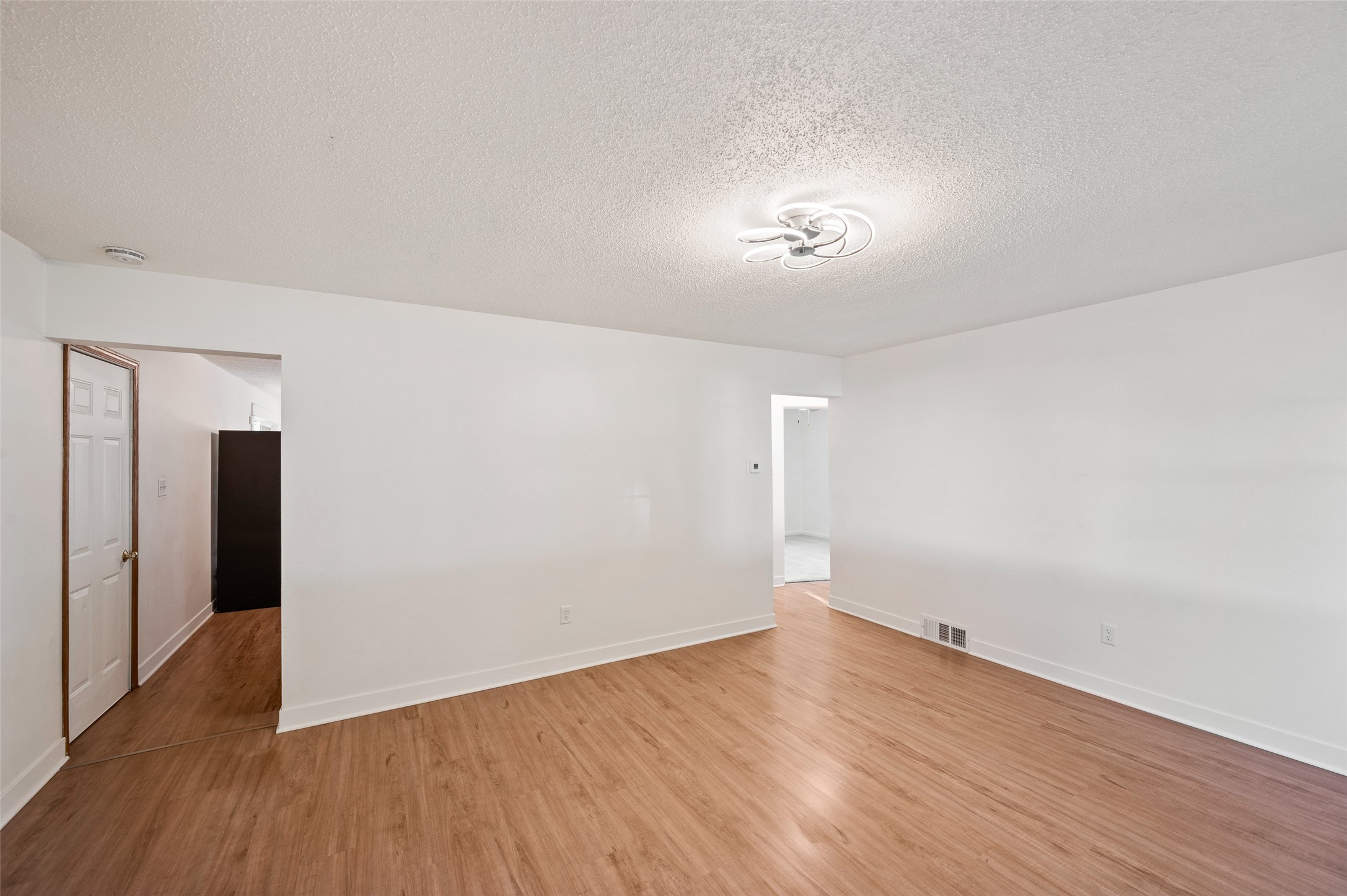 7108 Sw 14th Street Property Photo 6