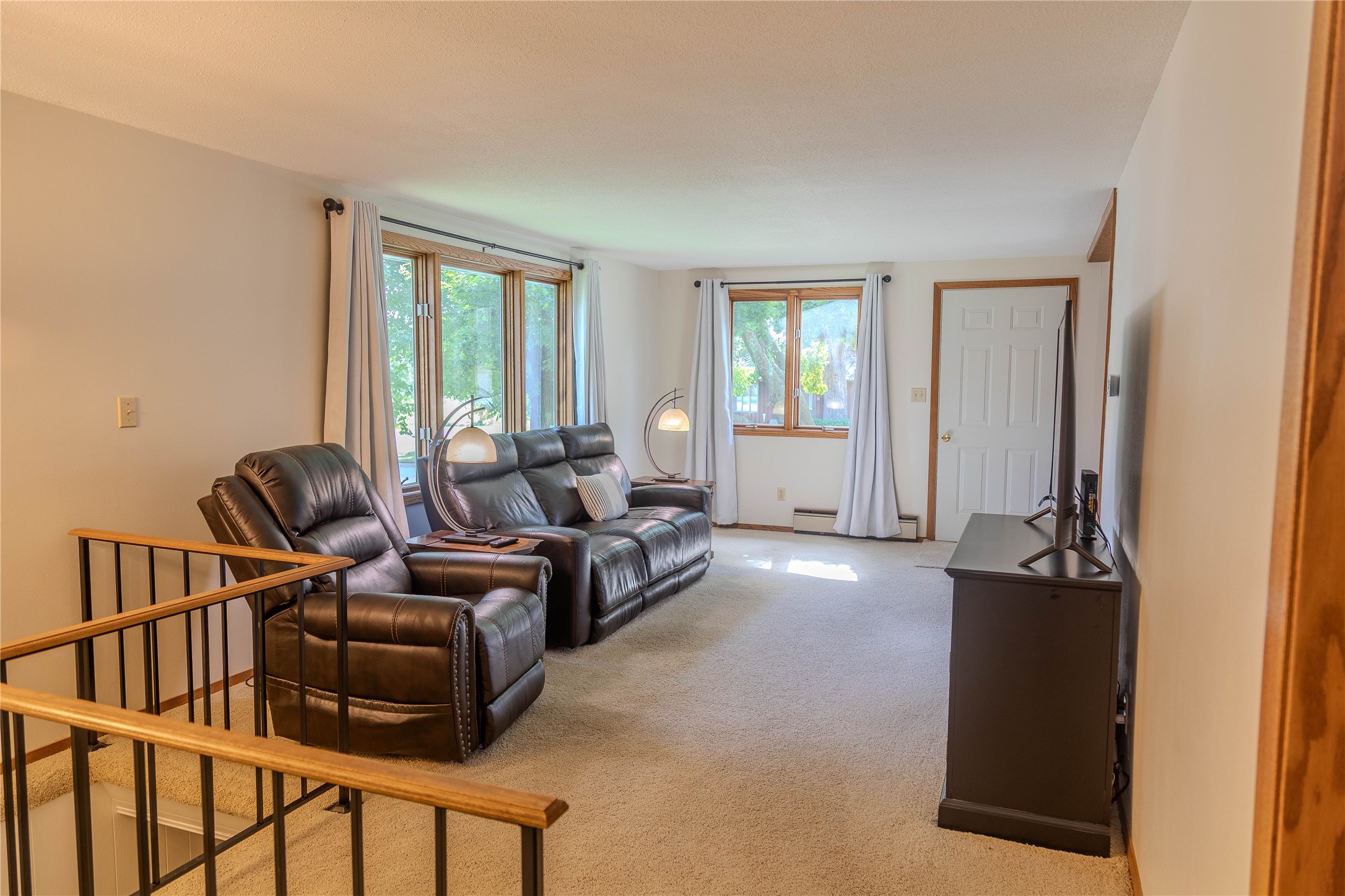 607 River Hills Drive Property Photo 6