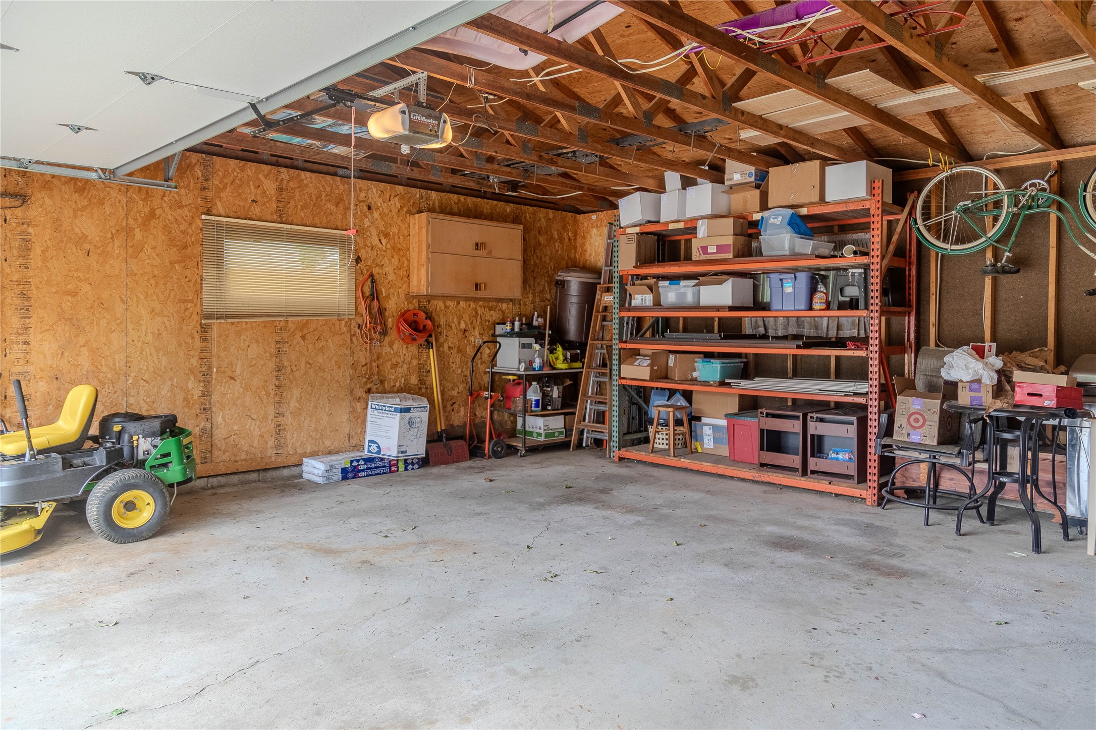 607 River Hills Drive Property Photo 29