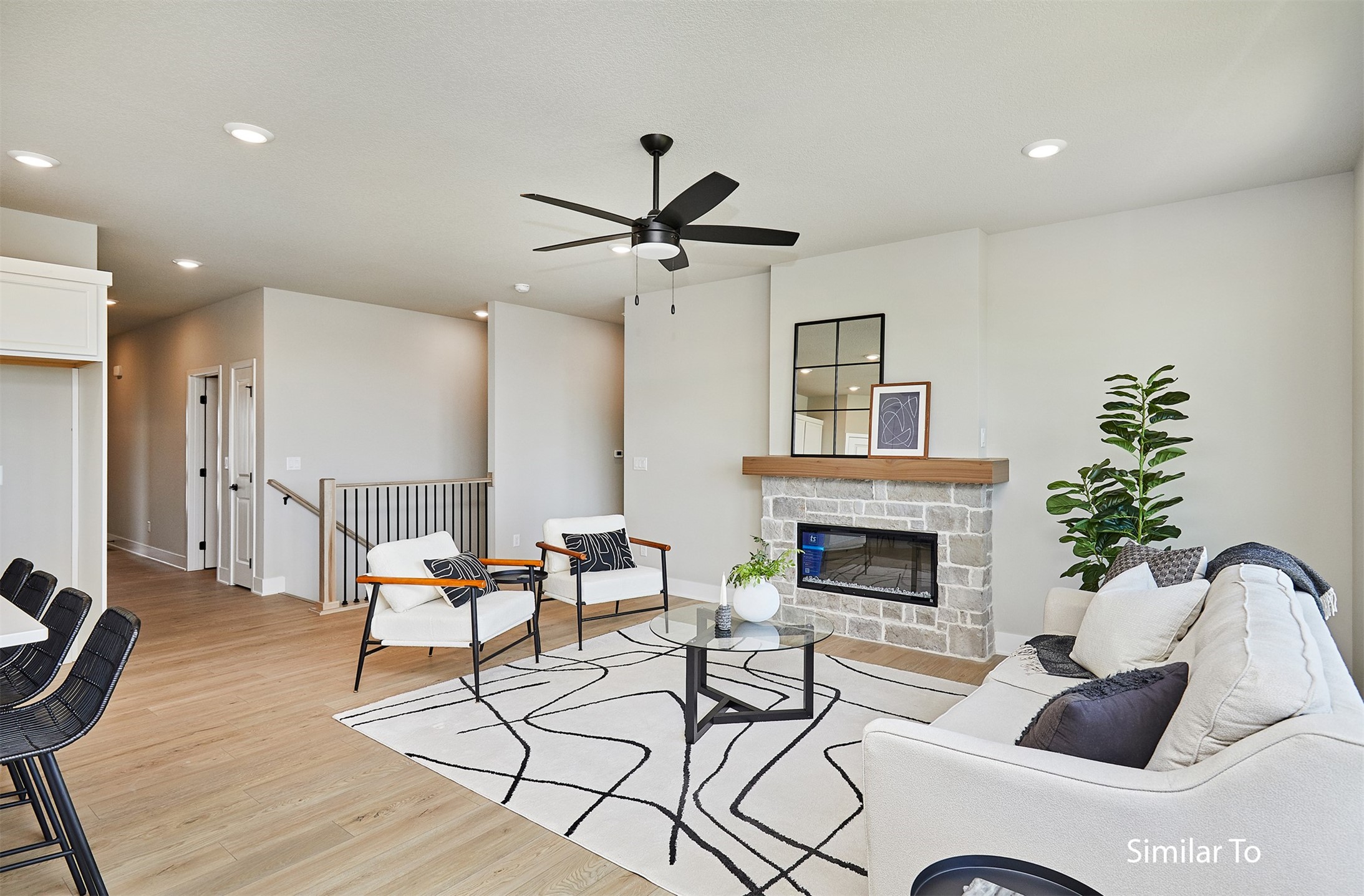8205 Mahon Court Property Photo 8