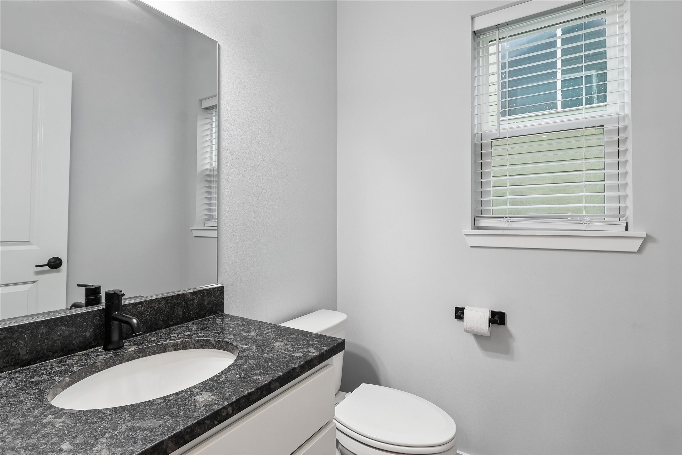 515 10th Street Property Photo 12