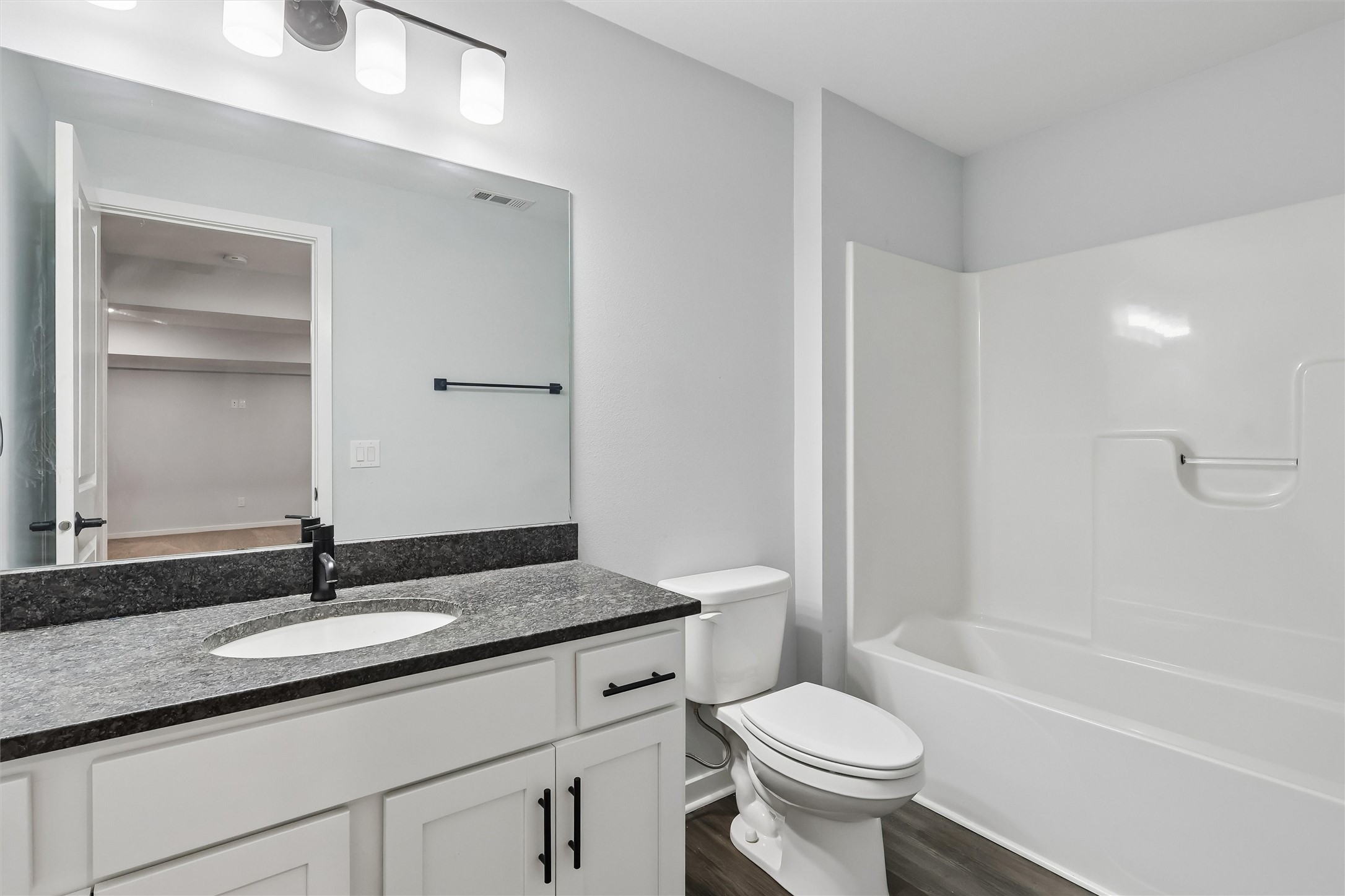 515 10th Street Property Photo 25