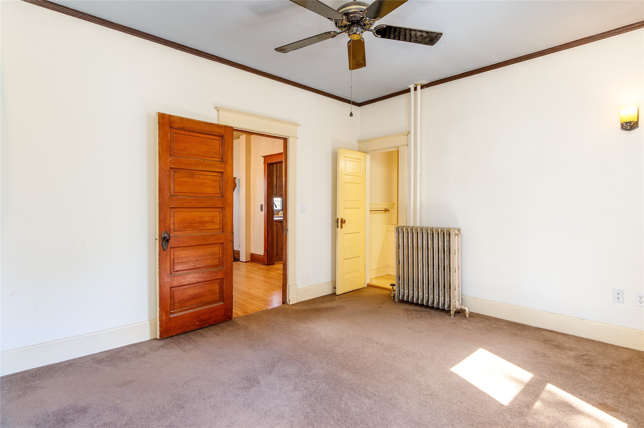 811 6th Street Property Photo 18