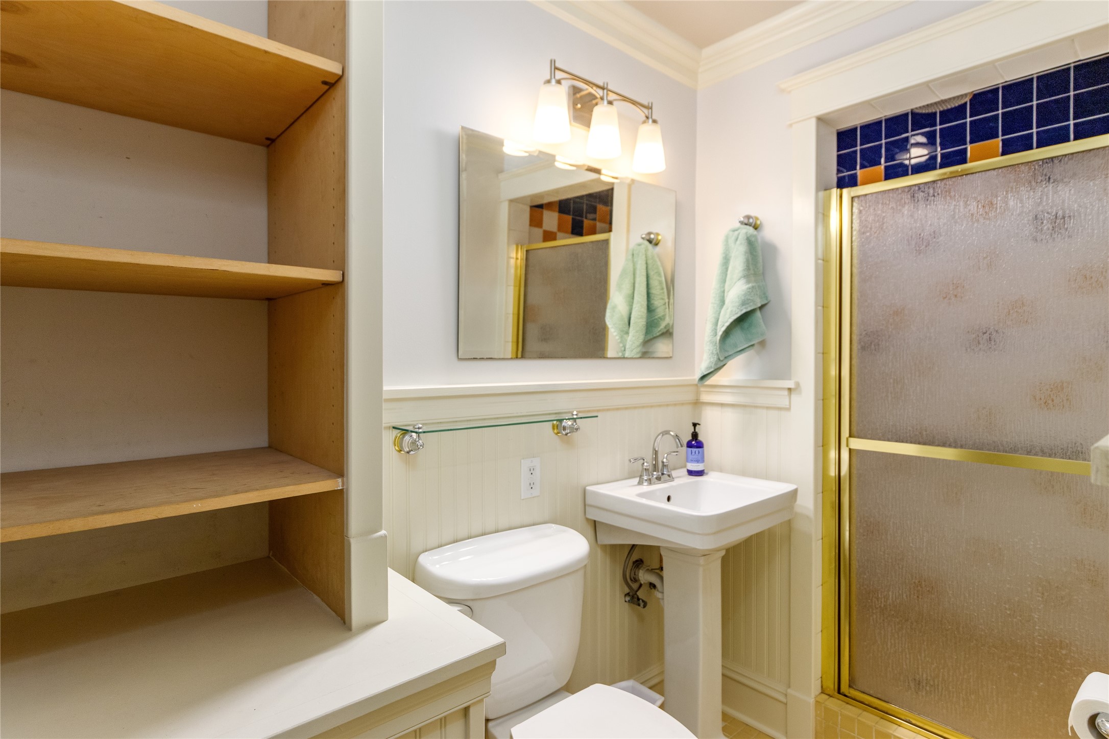 811 6th Street Property Photo 19