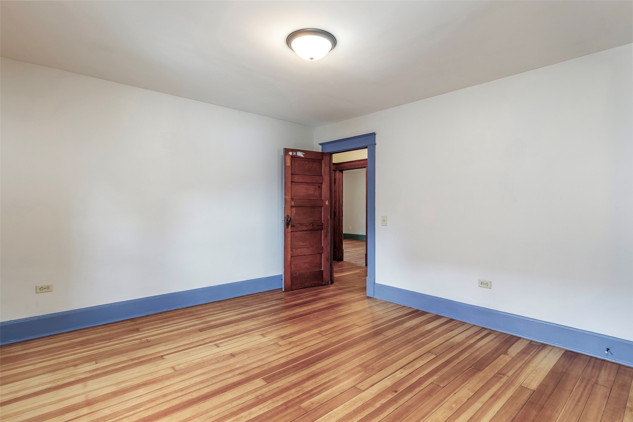 811 6th Street Property Photo 22