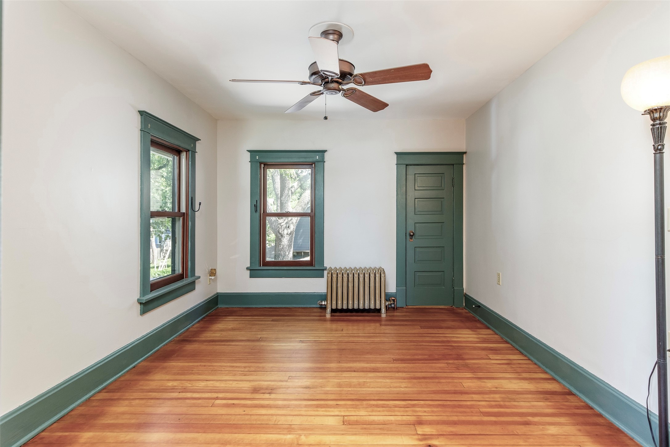 811 6th Street Property Photo 28