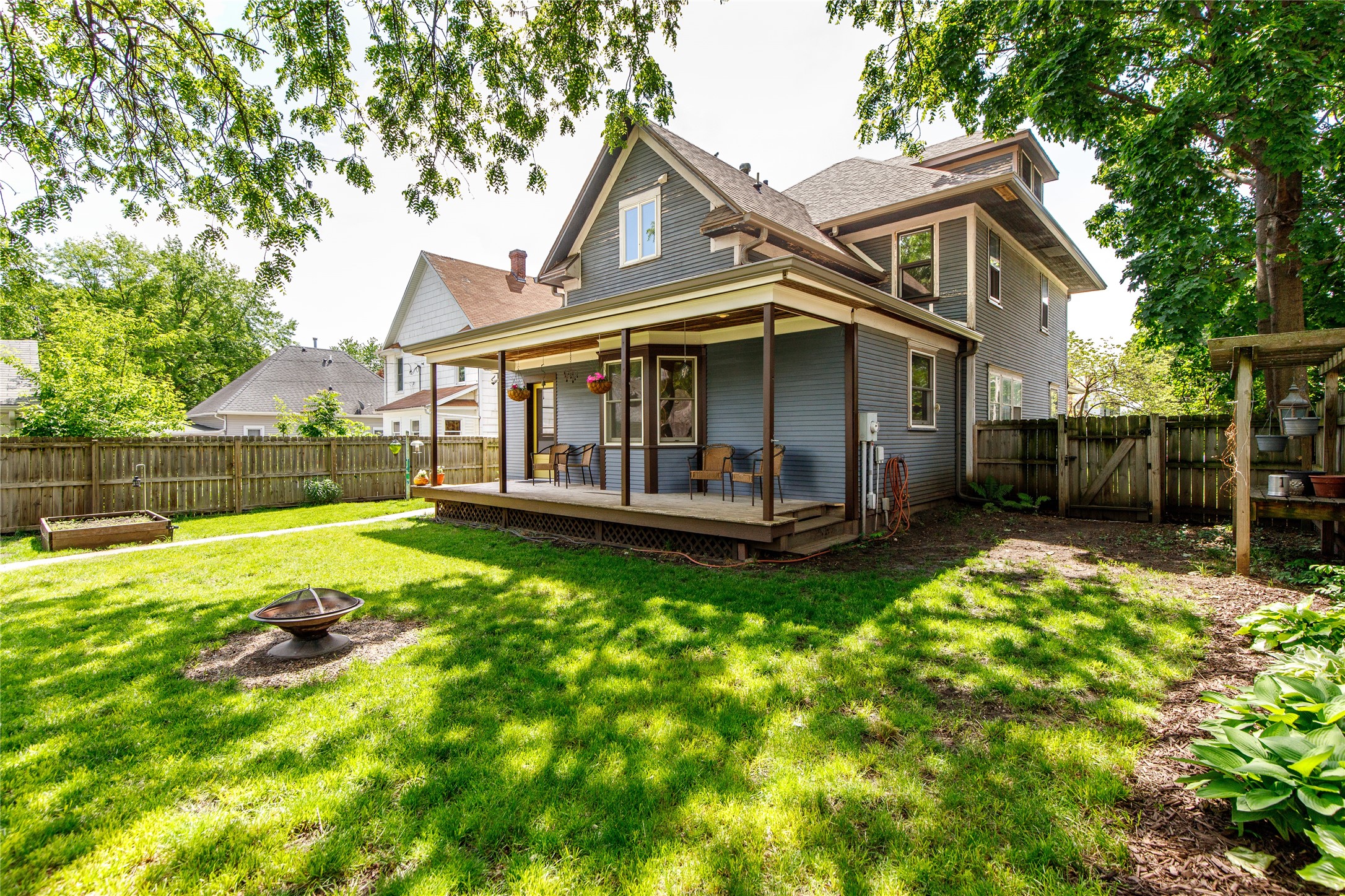 811 6th Street Property Photo 34