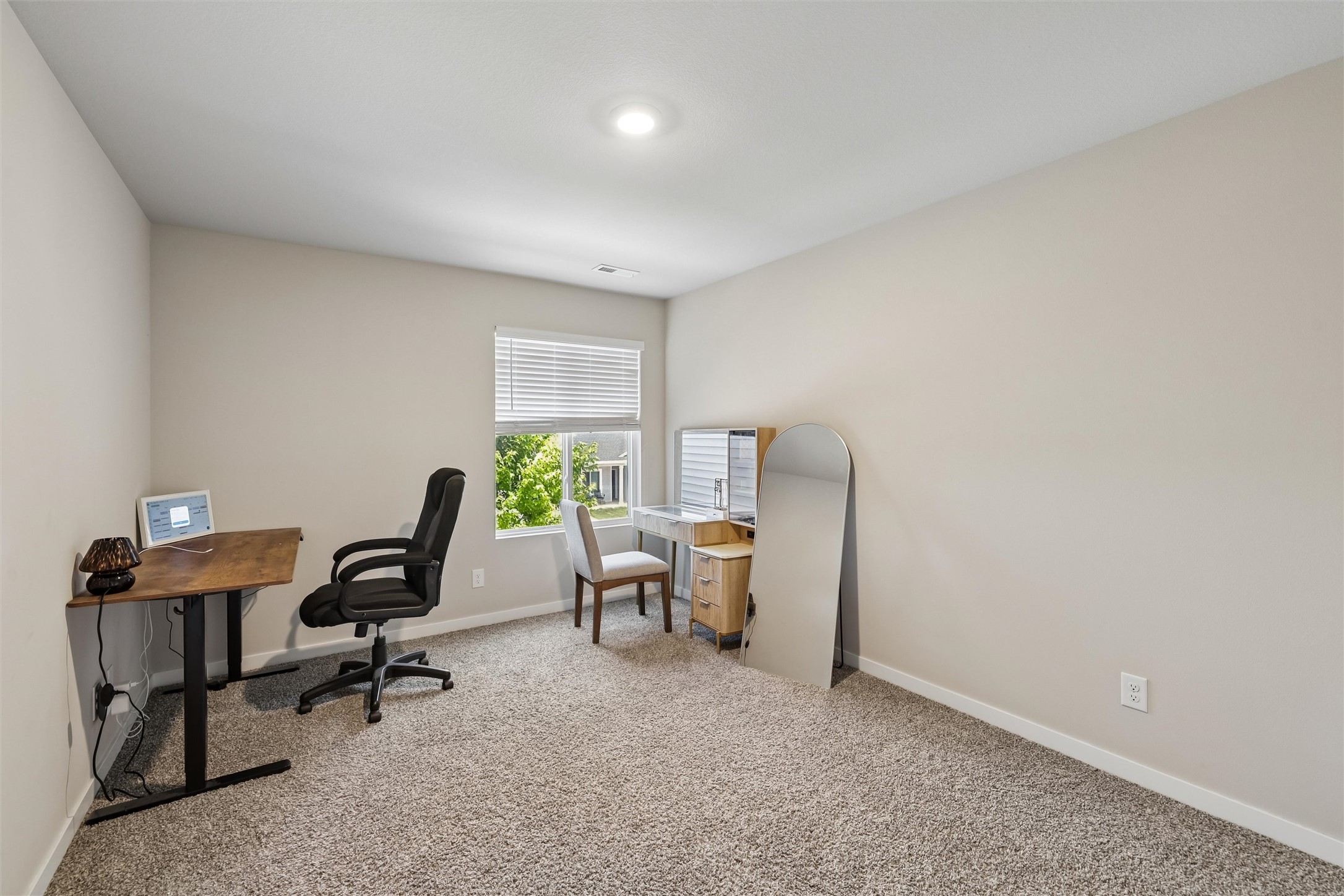 9672 Heightsview Drive Property Photo 8