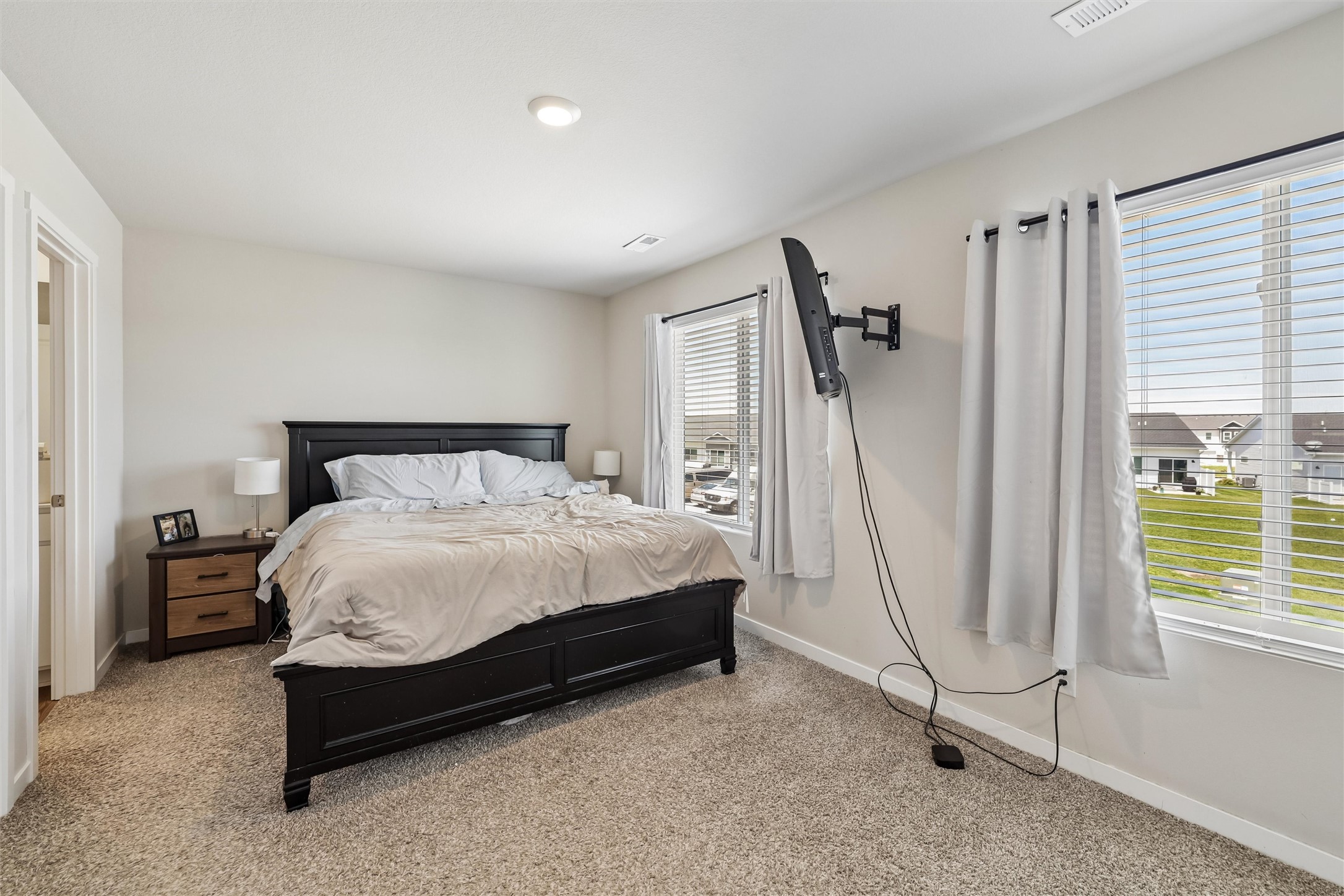 9672 Heightsview Drive Property Photo 10