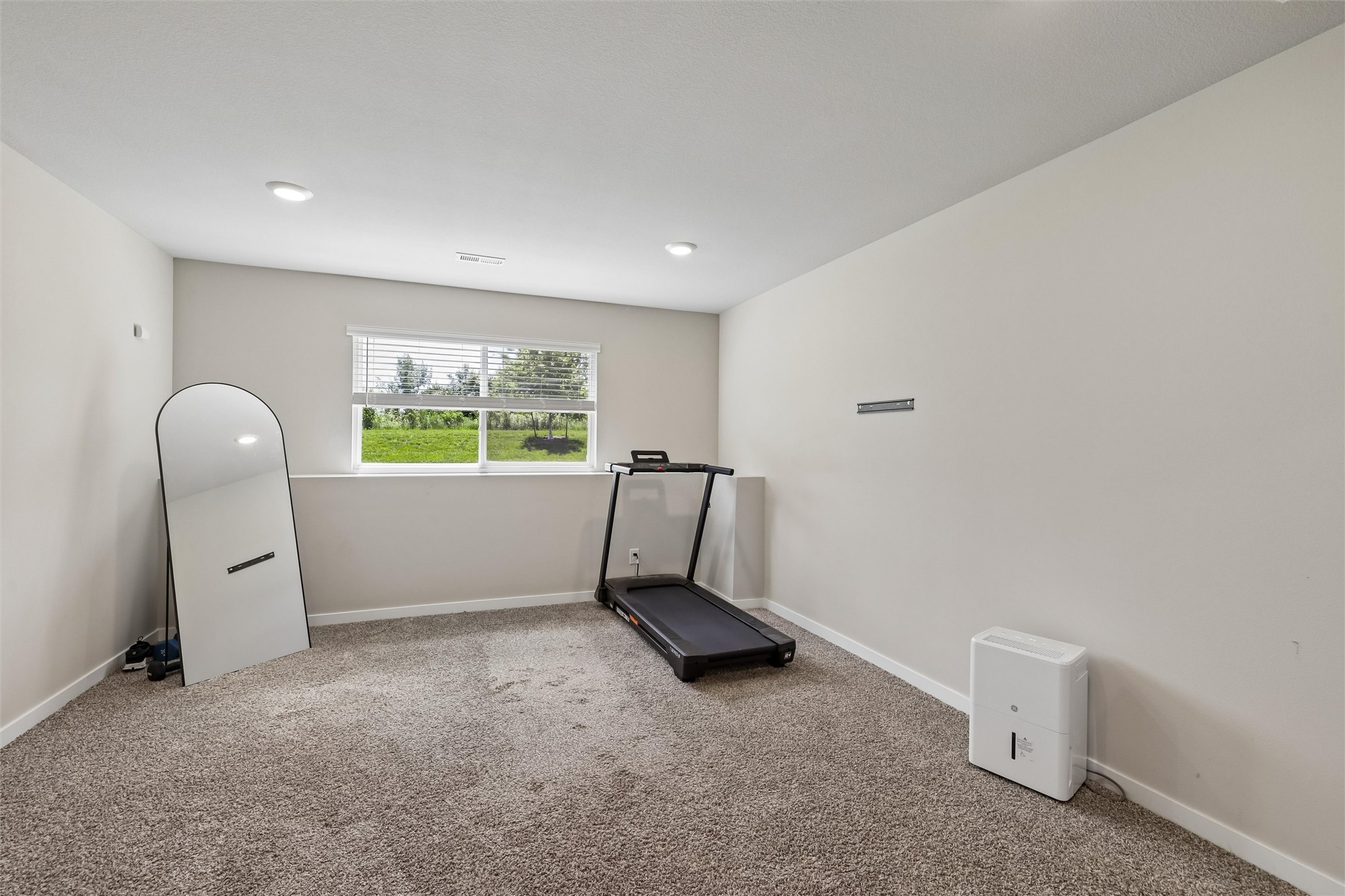9672 Heightsview Drive Property Photo 12