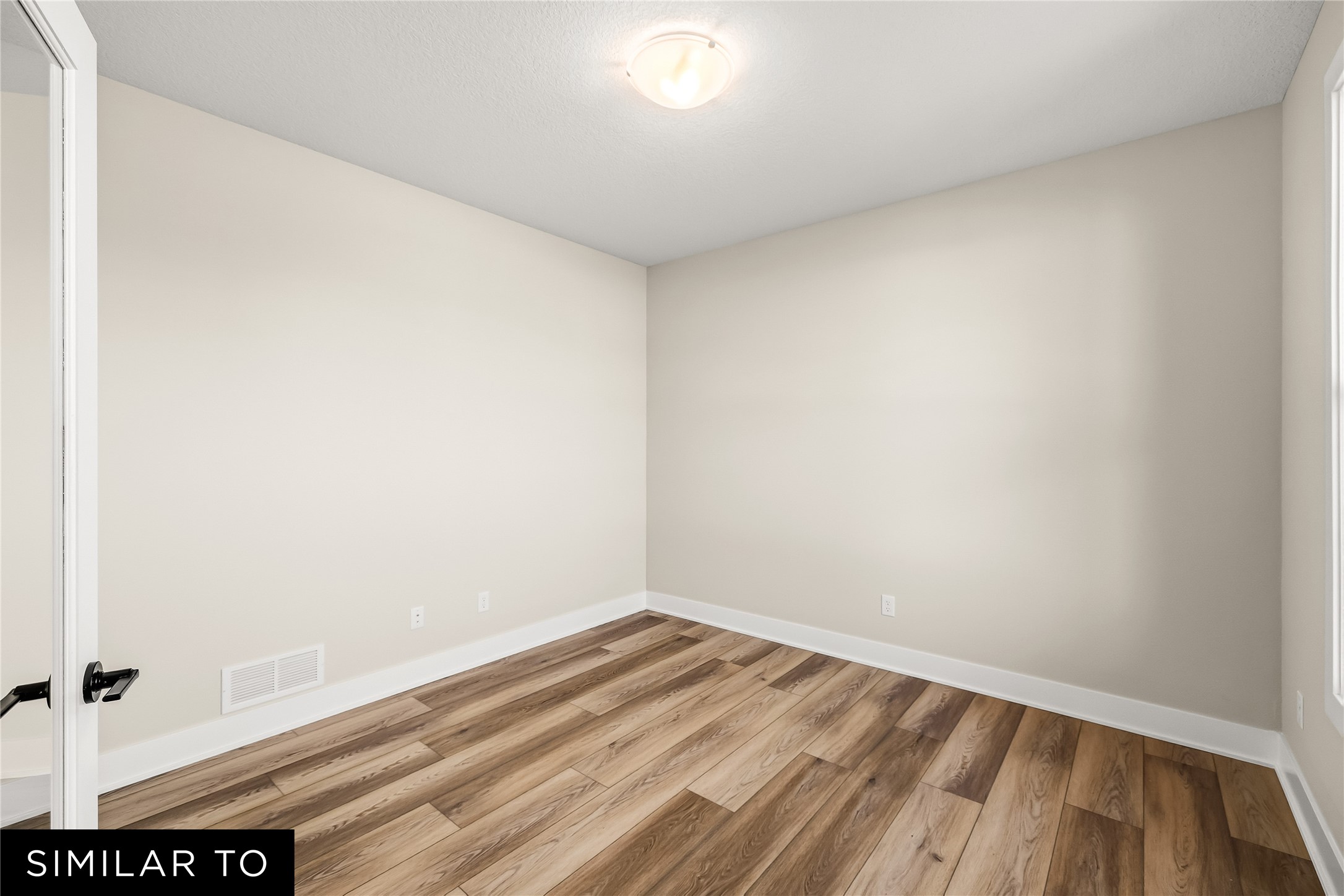 1009 Shady Lane Drive Property Photo 6