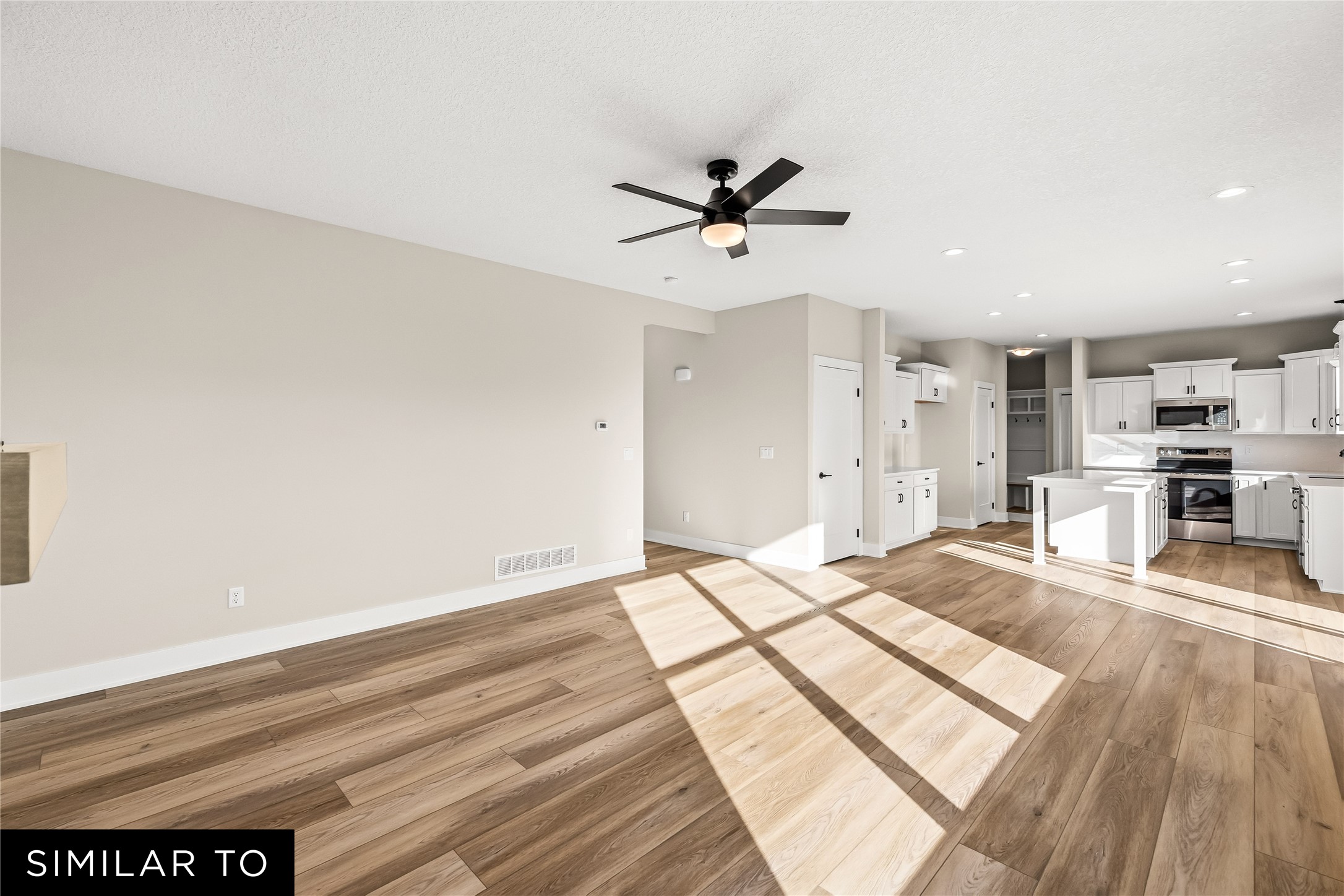 1009 Shady Lane Drive Property Photo 10