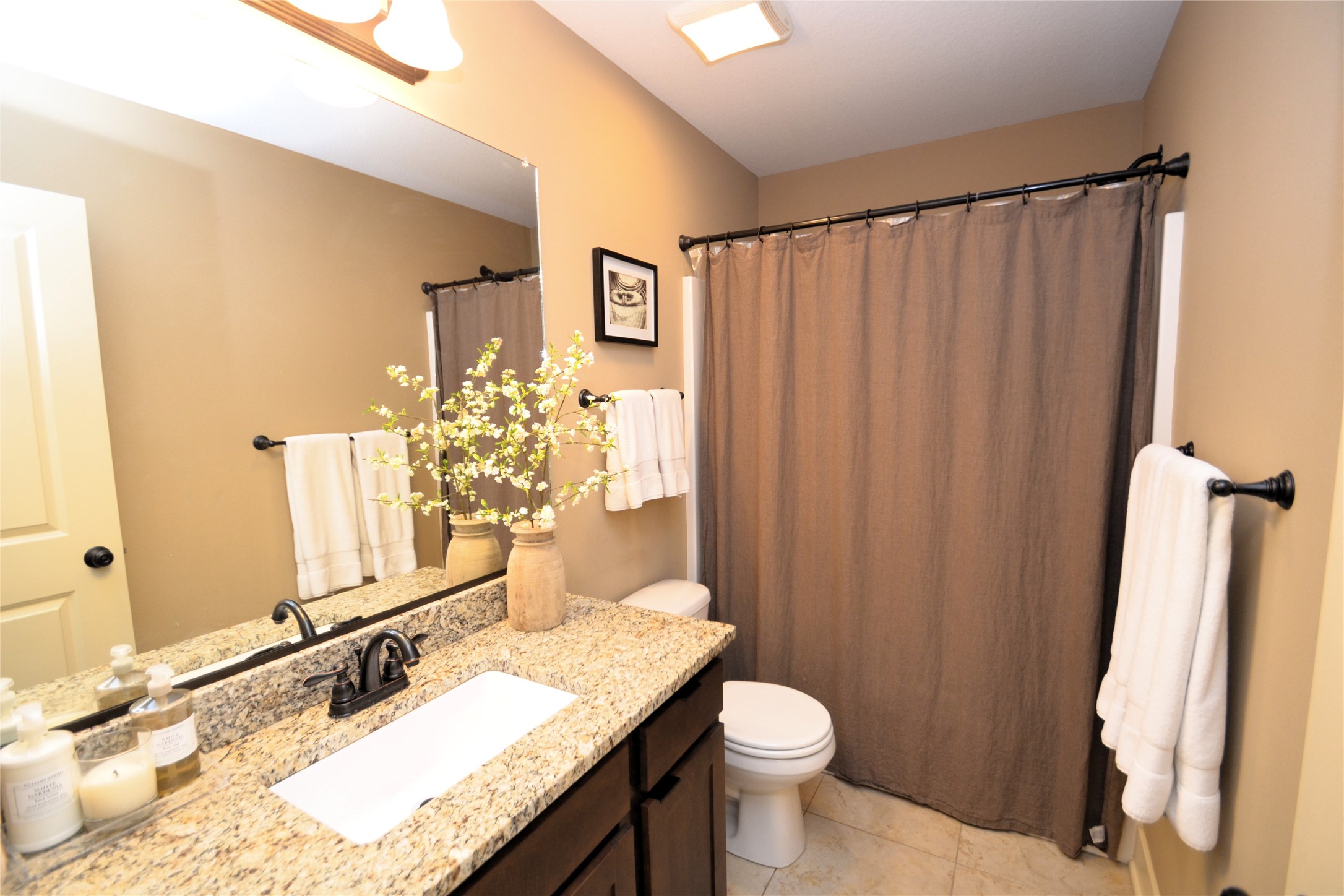 8225 Nelson Street Property Photo 6