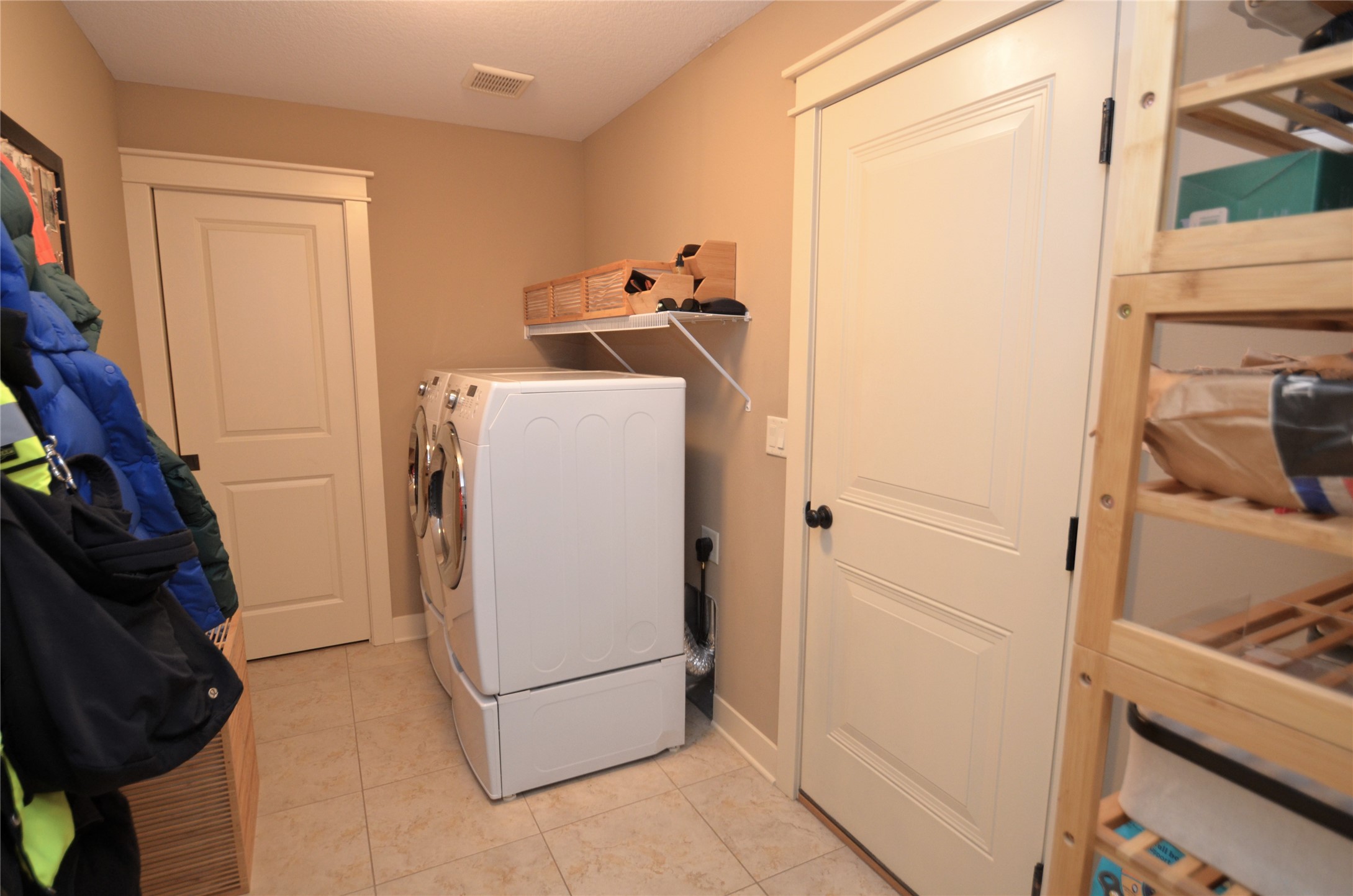 8225 Nelson Street Property Photo 22