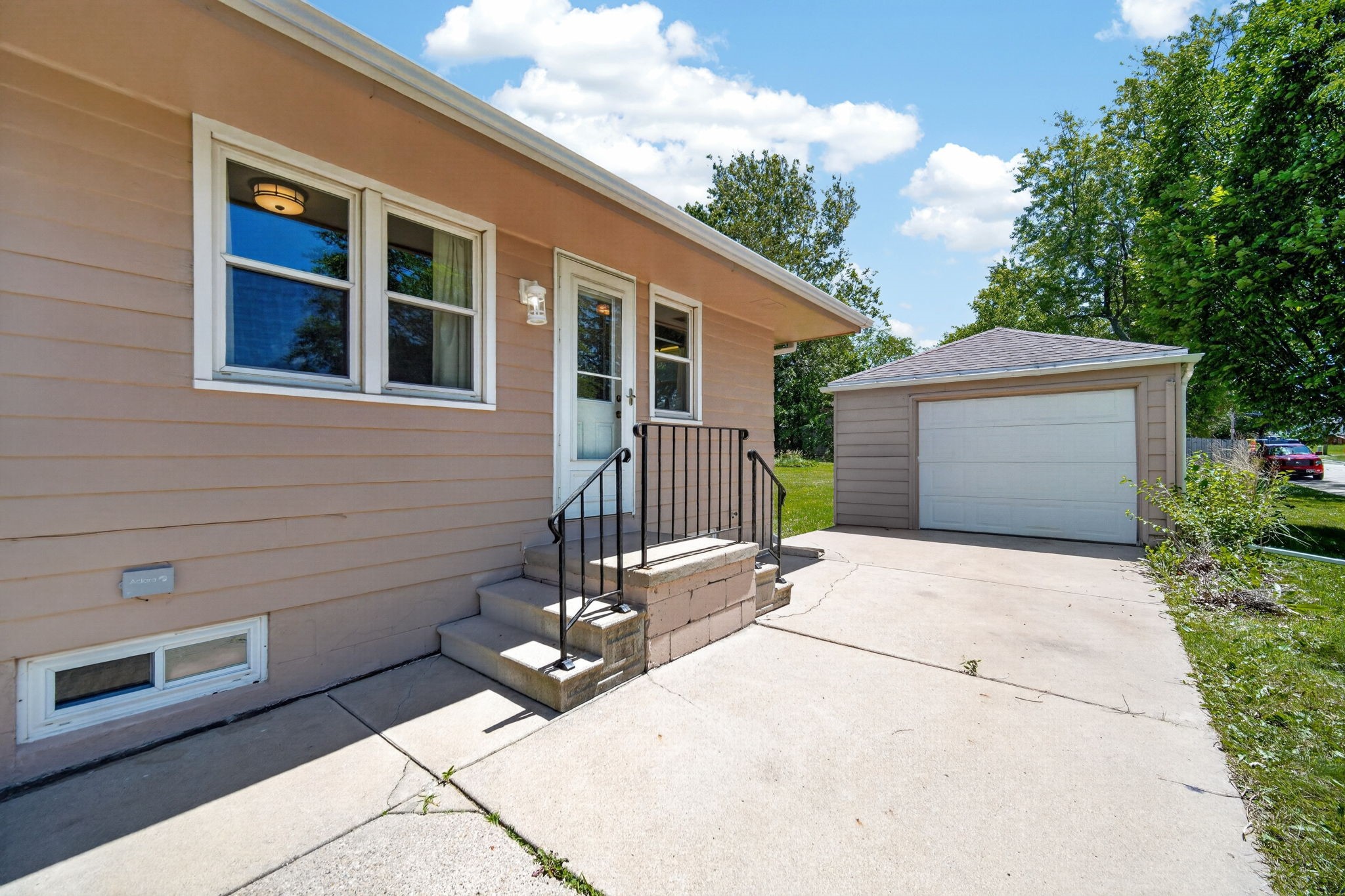 1306 Southlawn Drive Property Photo 15