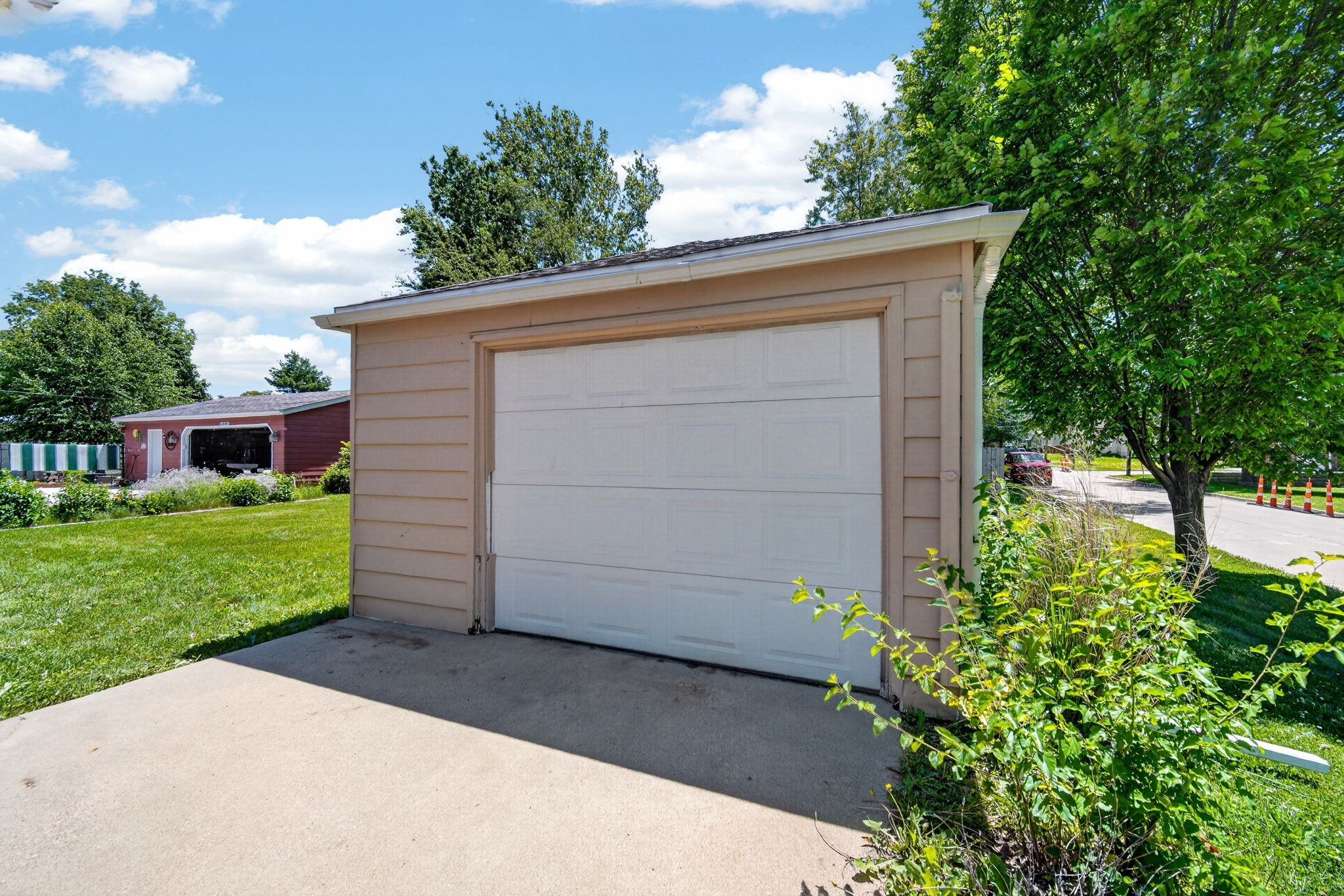 1306 Southlawn Drive Property Photo 16