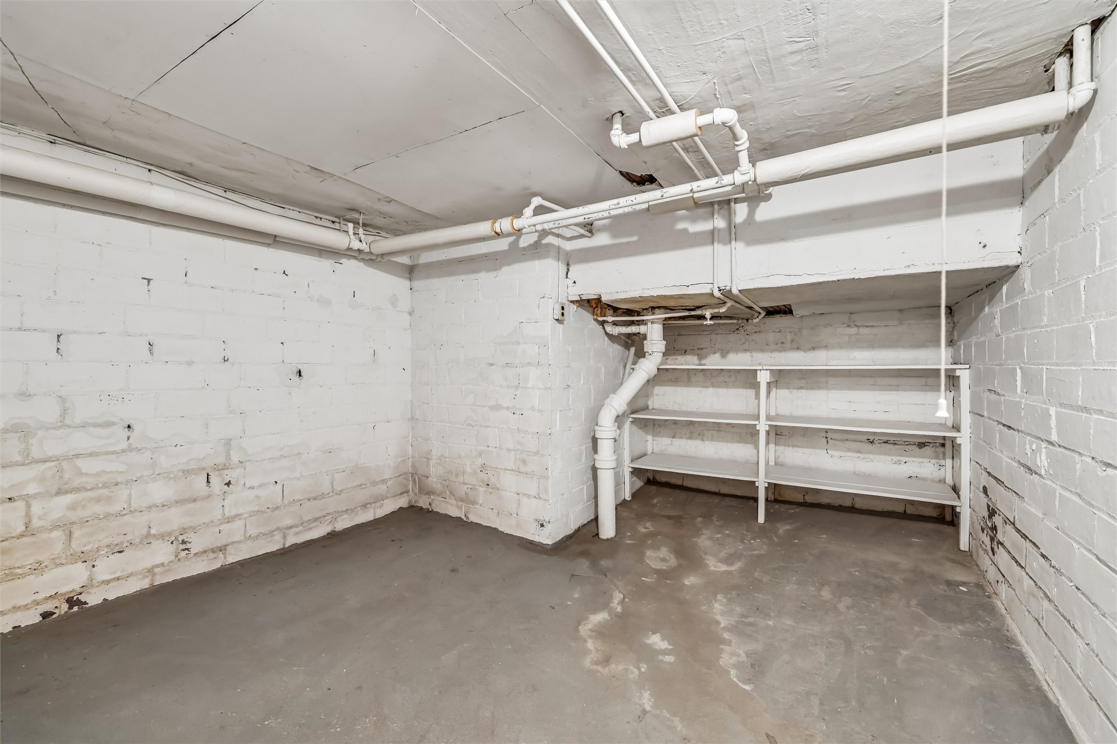 213 38th Place Property Photo 31