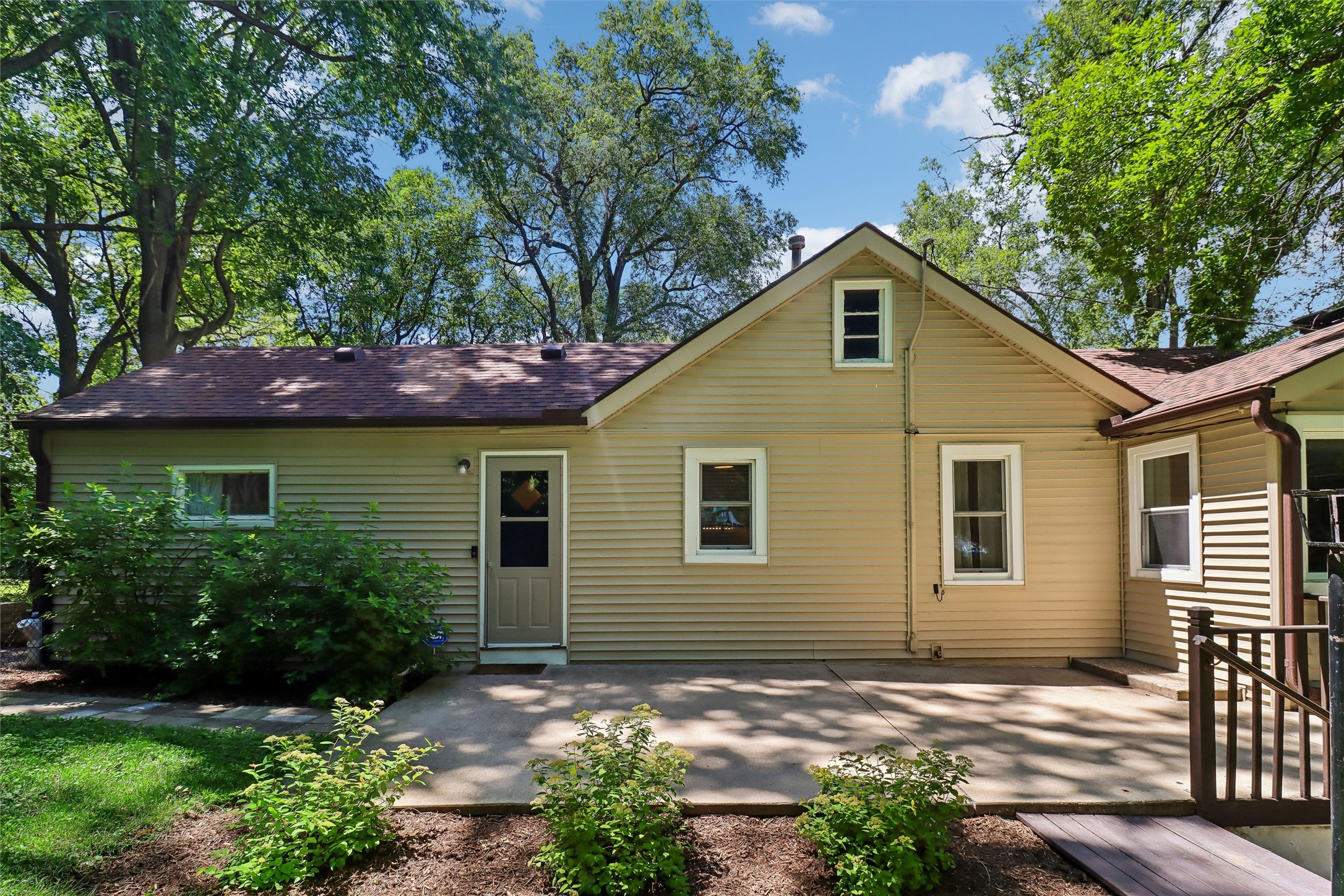 6706 Washington Avenue Property Photo 22