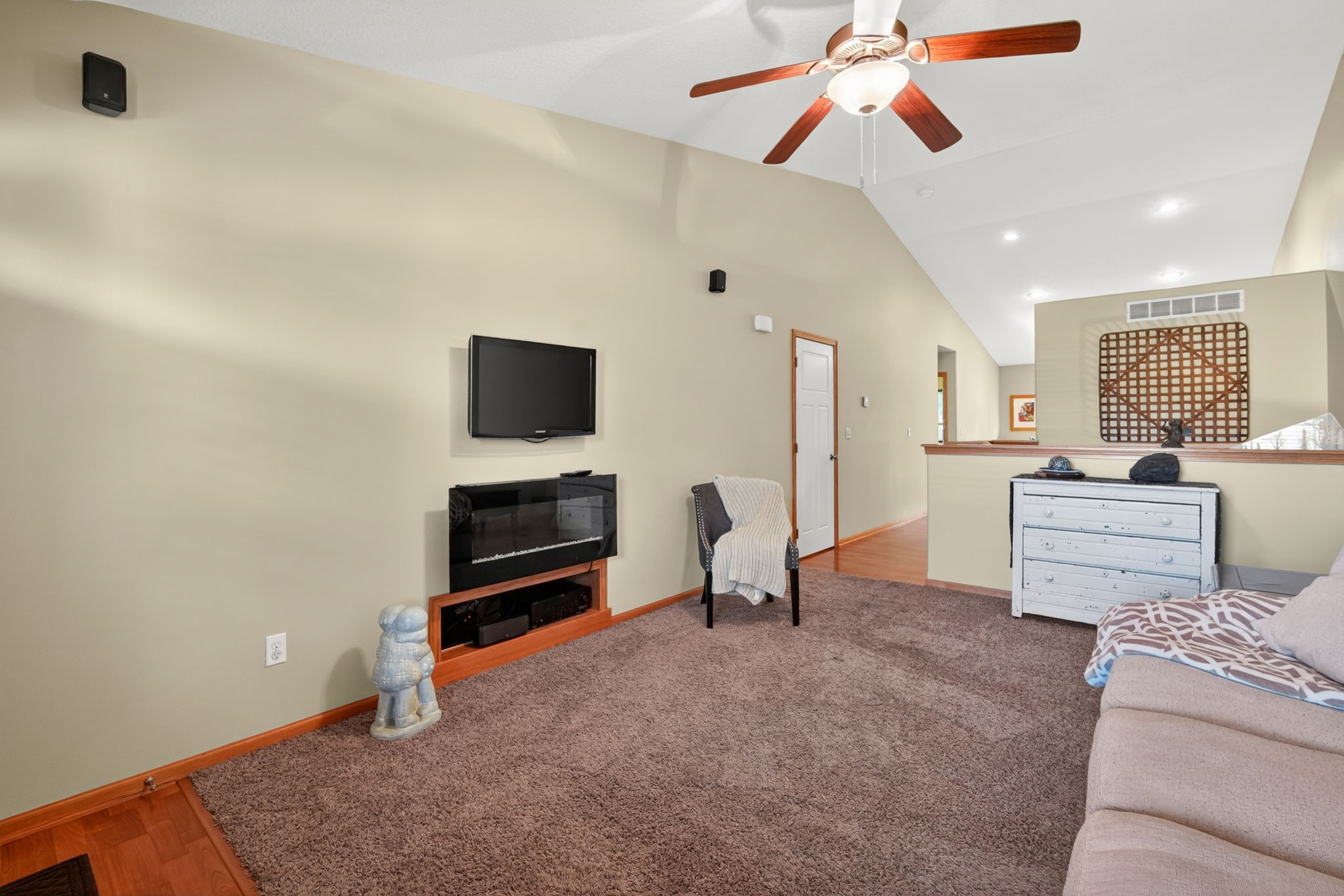5833 Nw 50th Street Property Photo 5