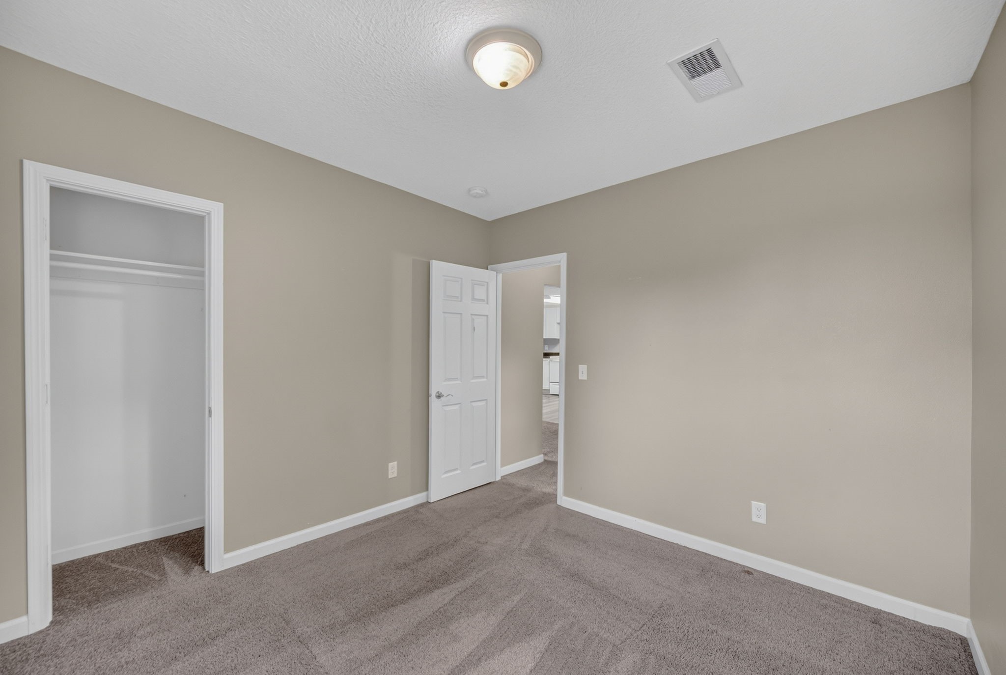 3903 Oakshire Road Property Photo 28