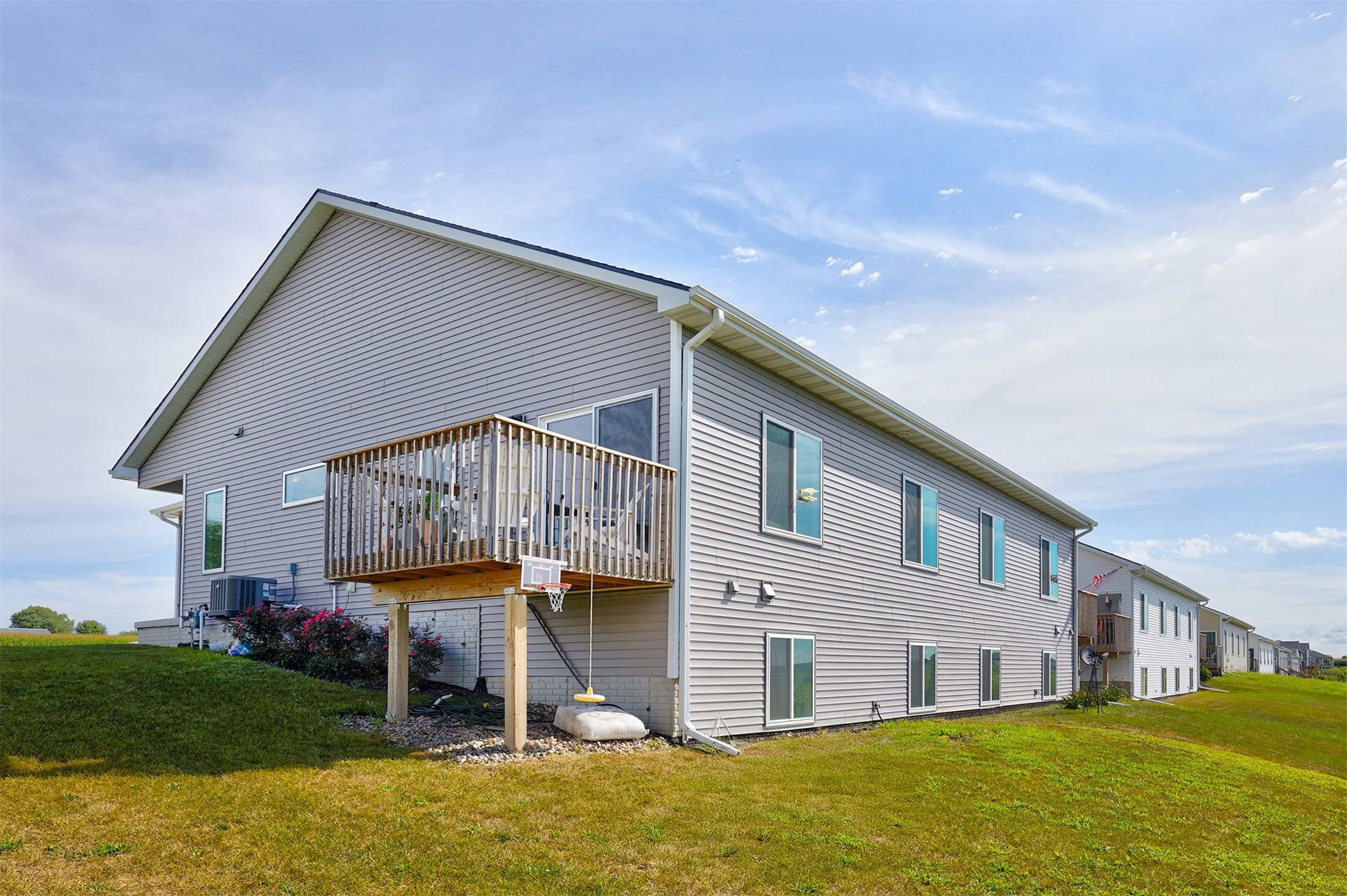2700 Yordi Drive Property Photo 4