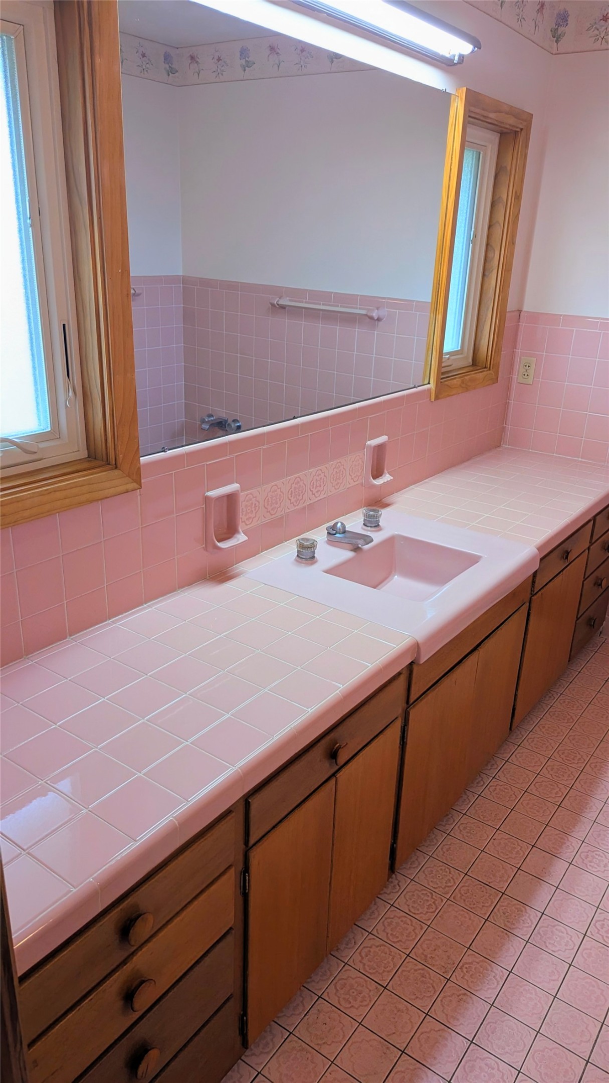 2250 70th Street Property Photo 14