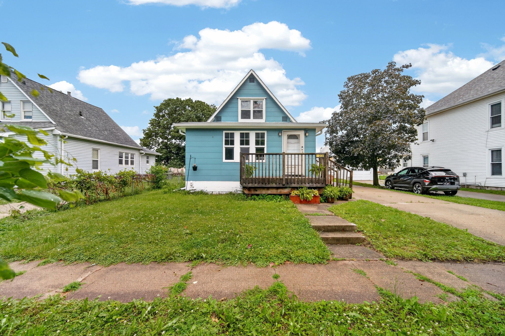 123 7th Street Property Photo 1