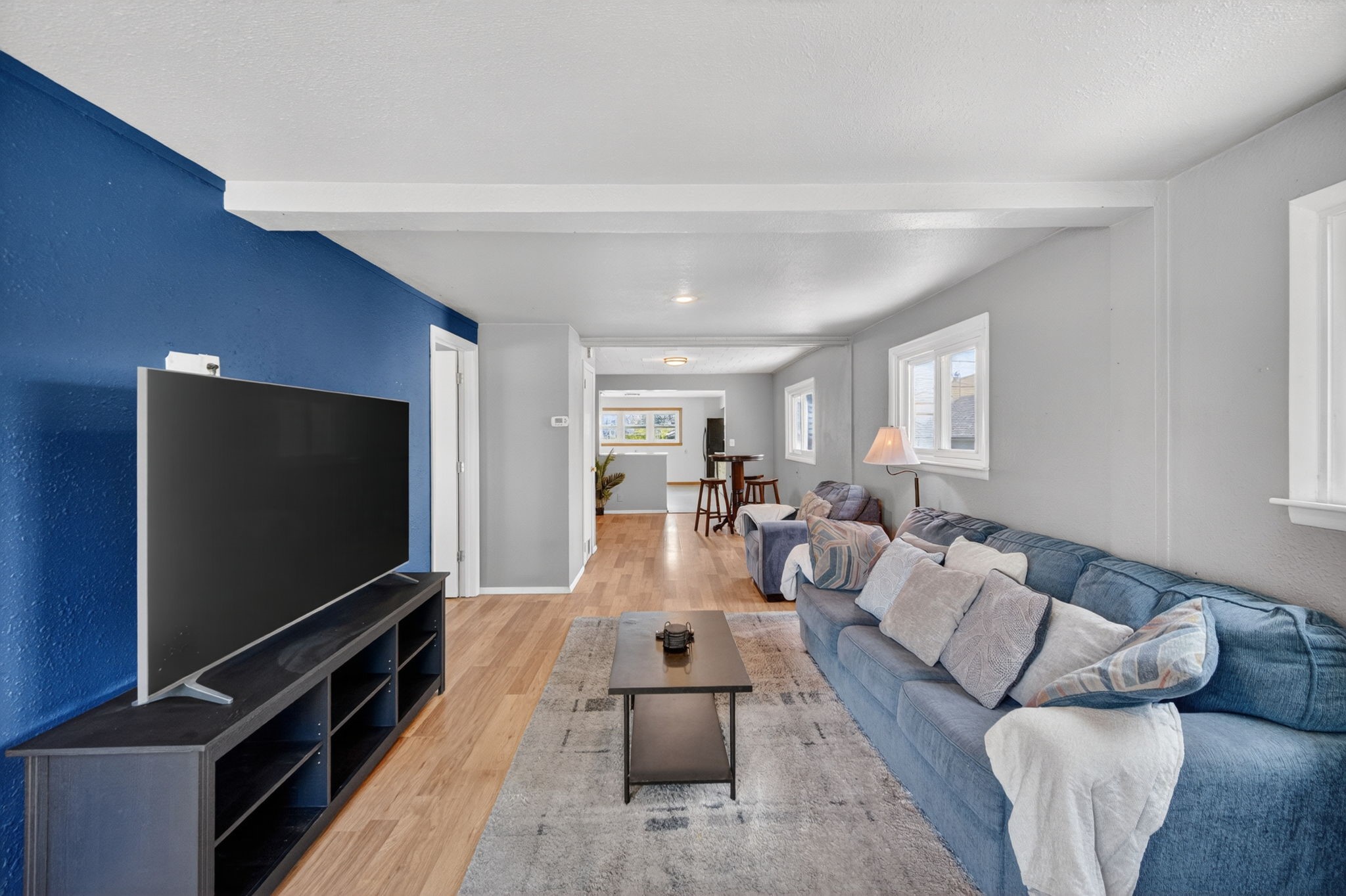 123 7th Street Property Photo 4