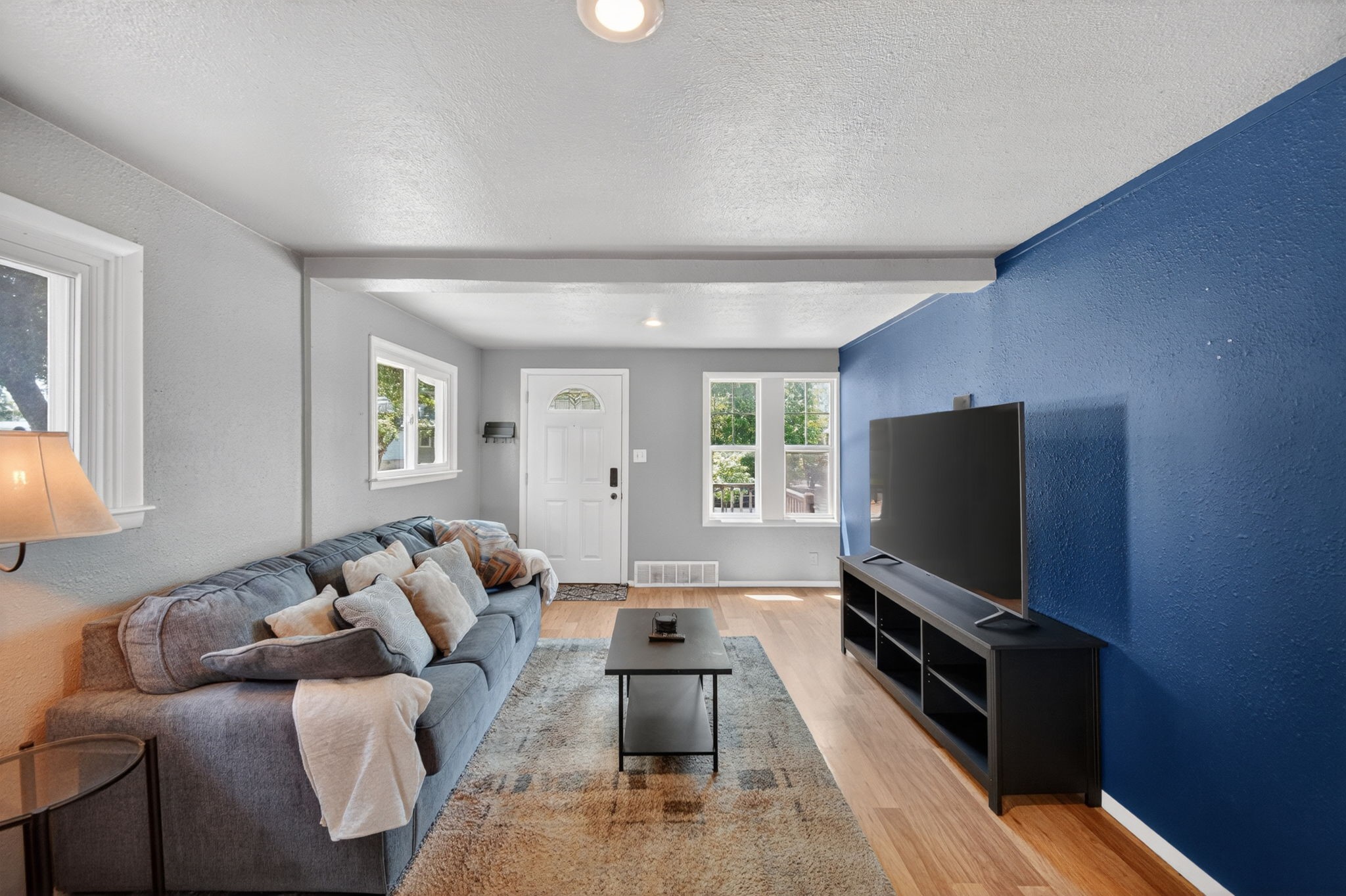 123 7th Street Property Photo 6