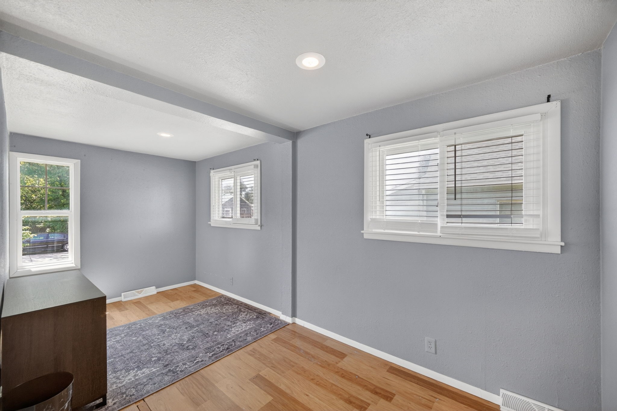123 7th Street Property Photo 8