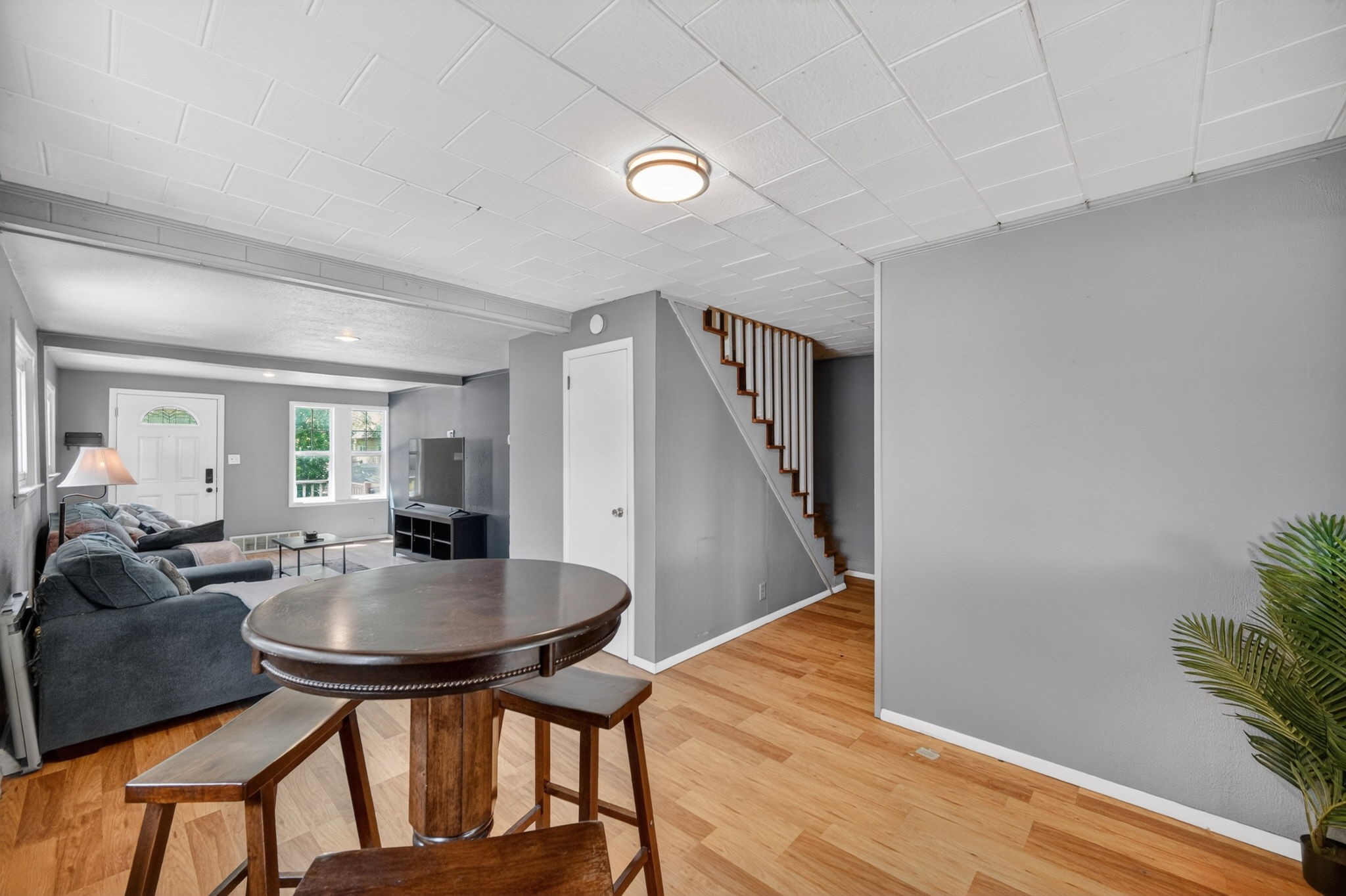 123 7th Street Property Photo 11