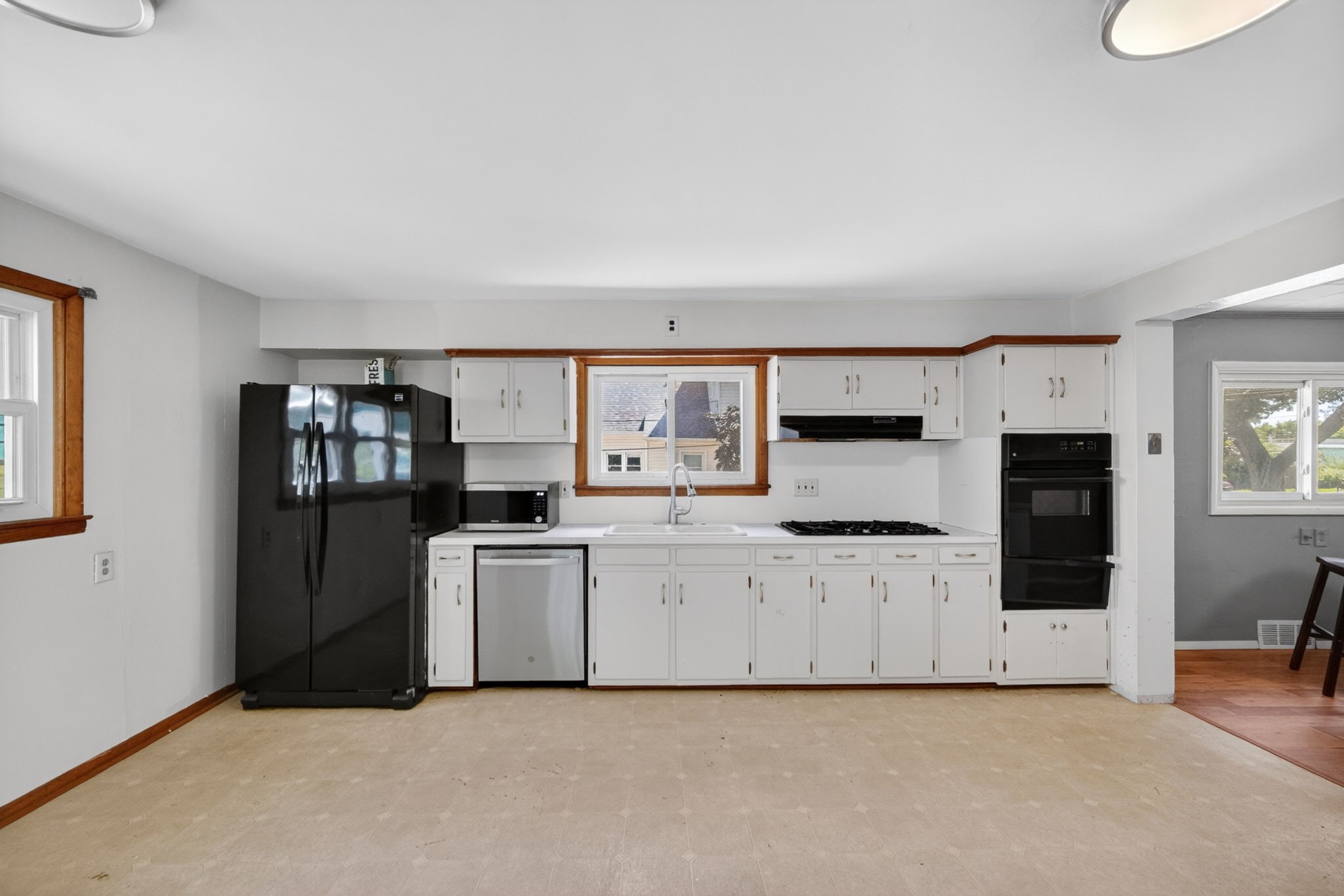 123 7th Street Property Photo 22