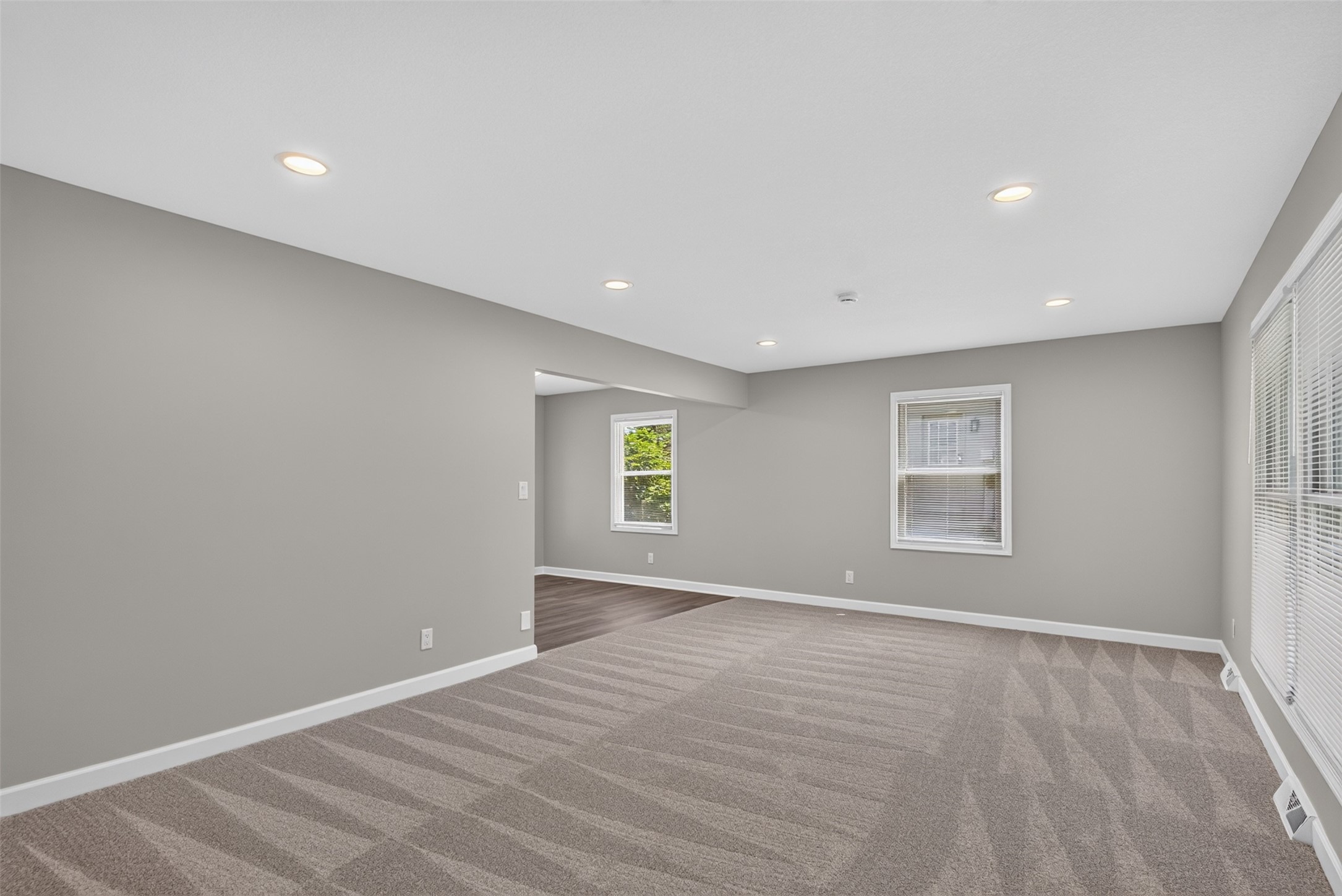 2115 Pleasant Street Property Photo 11