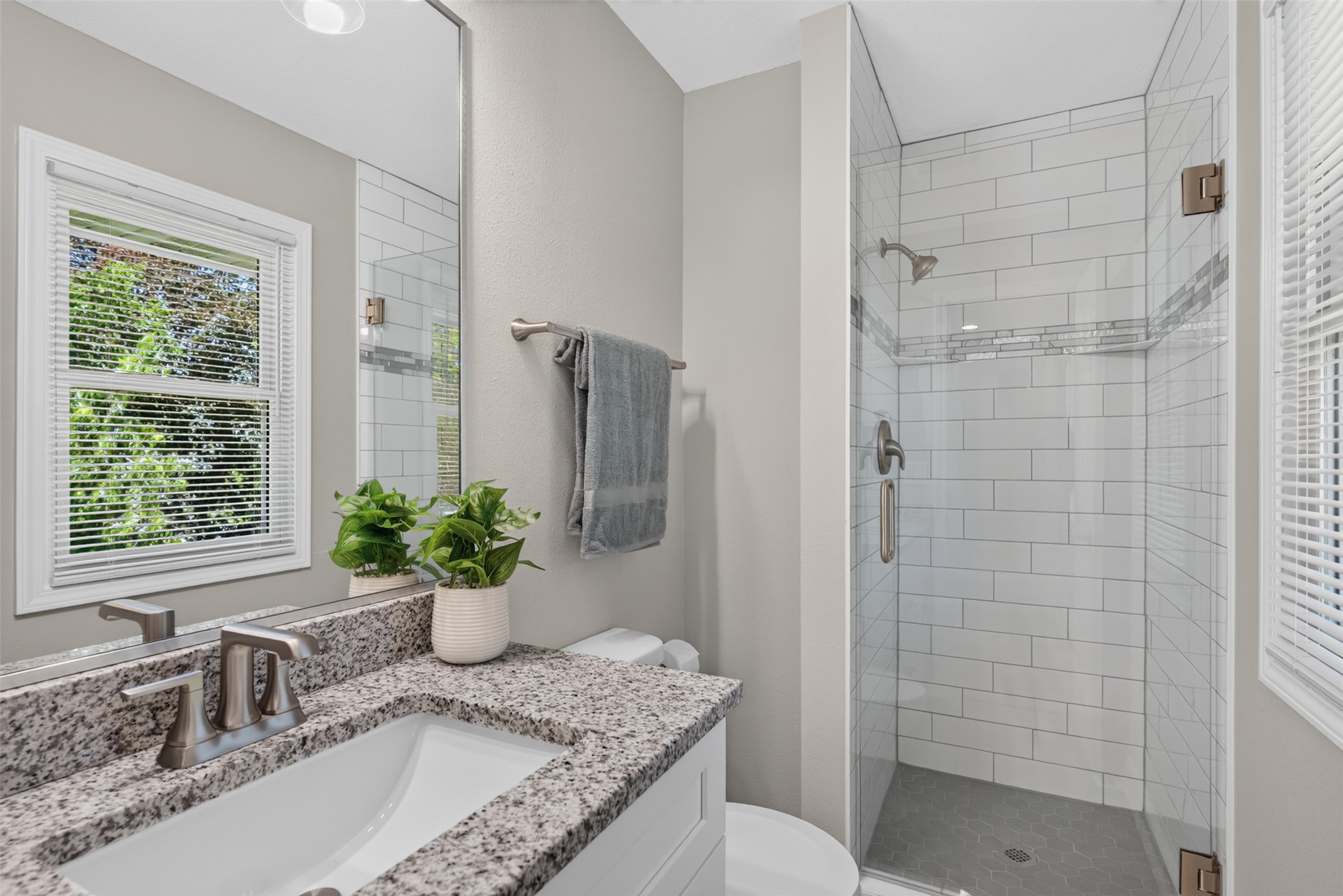 2115 Pleasant Street Property Photo 17