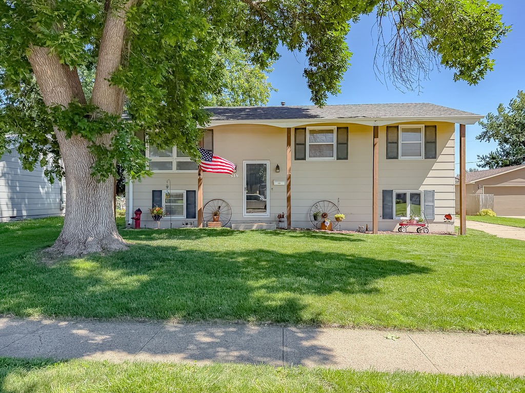 518 Ne 3rd Street Property Photo 1