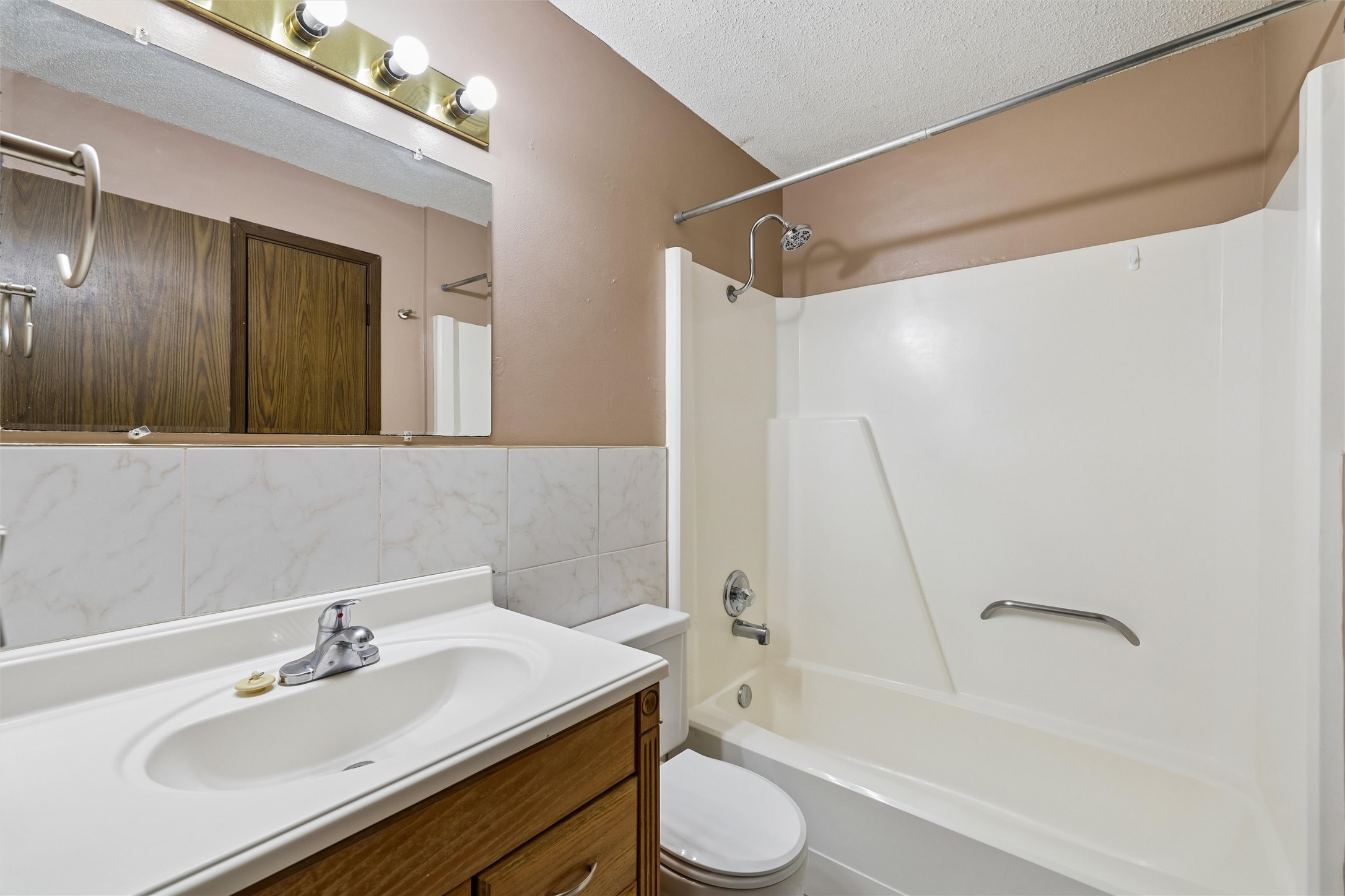 1831 Fuller Road 18 Property Photo 21