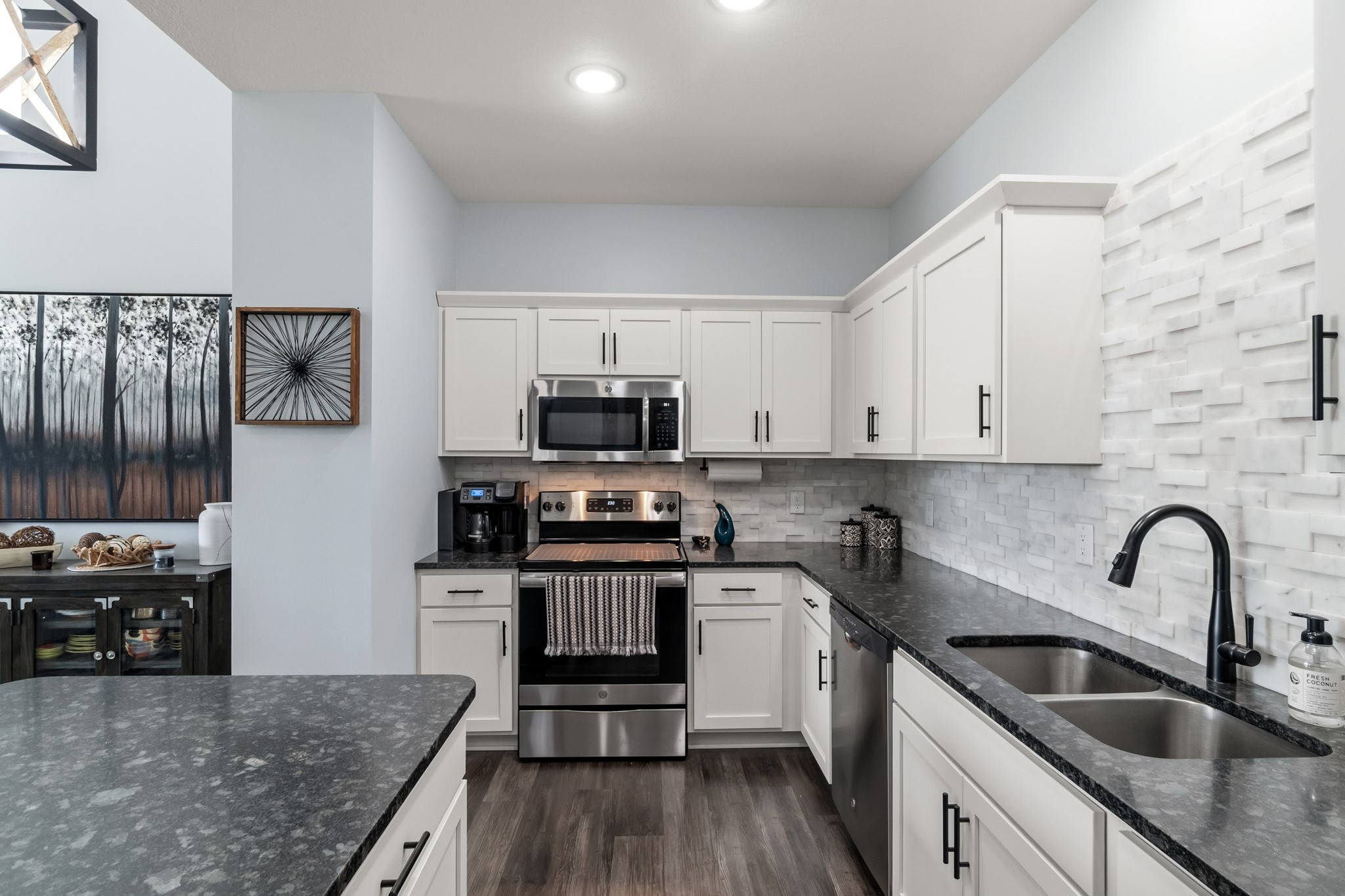 541 10th Street Property Photo 12