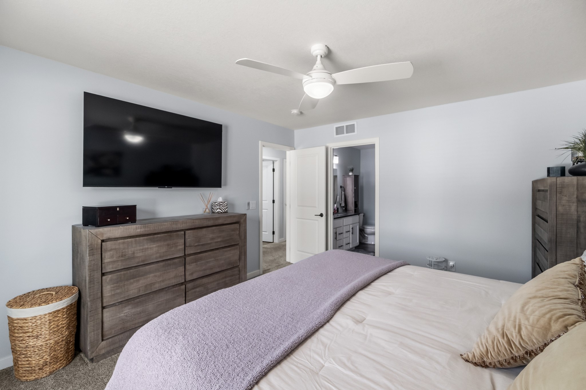 541 10th Street Property Photo 14
