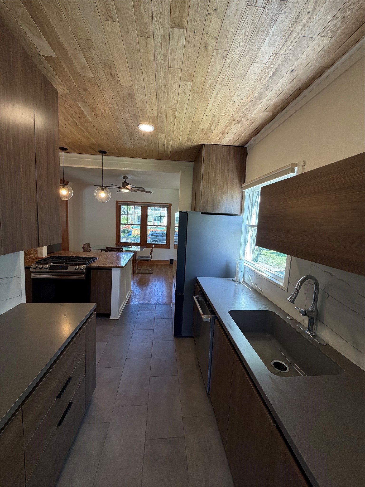 2008 York Street Property Photo 10