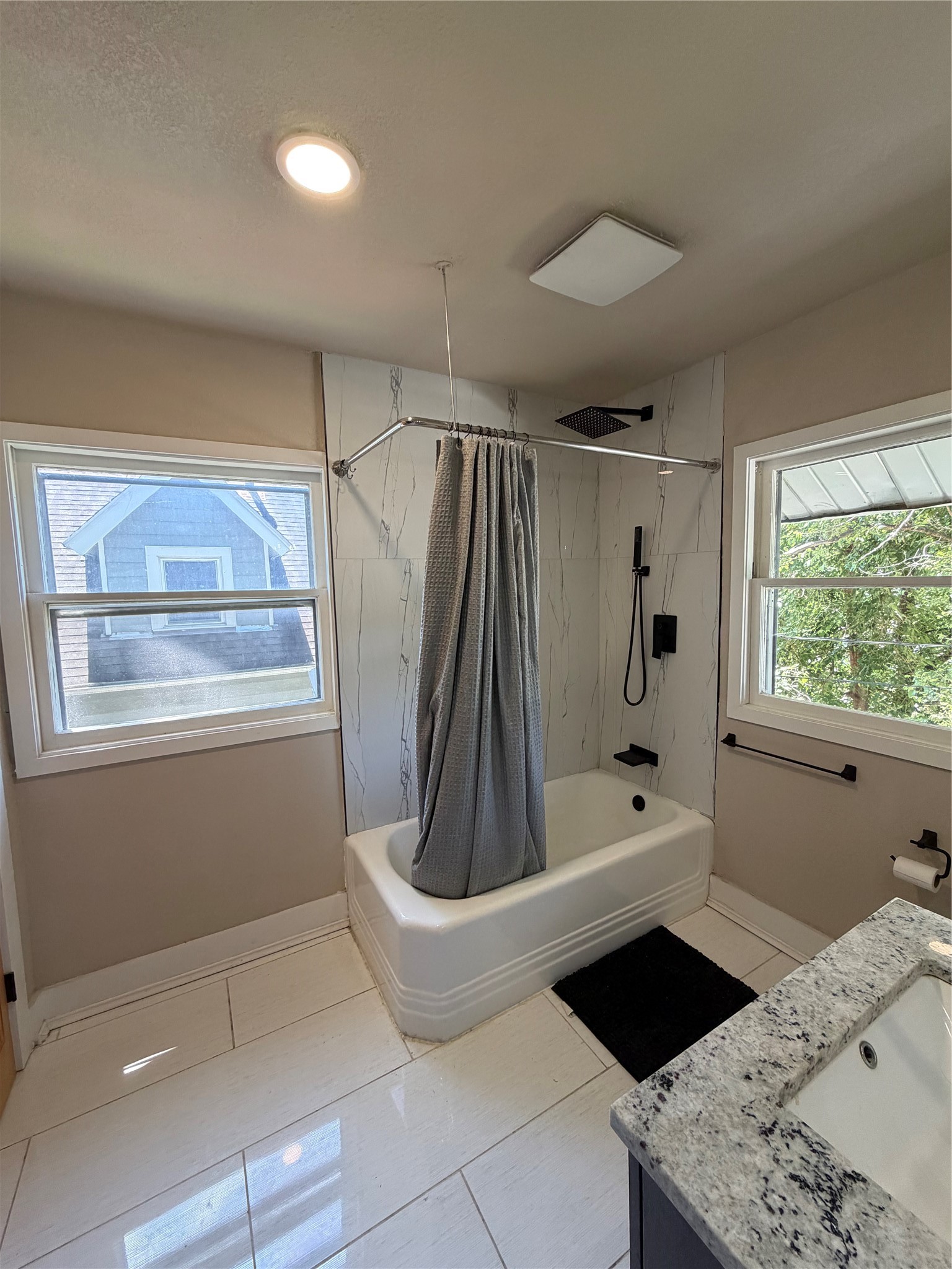 2008 York Street Property Photo 13