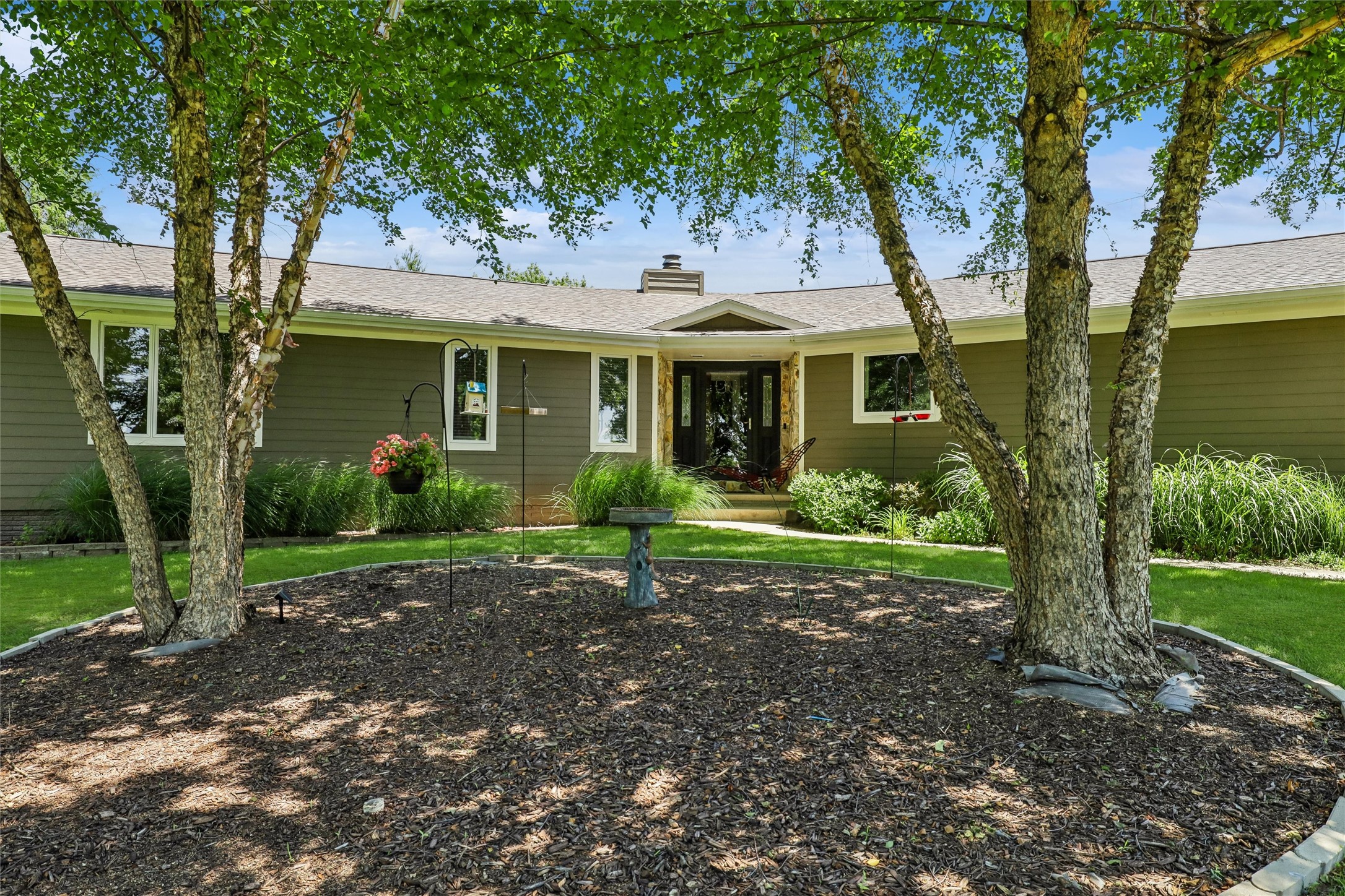 8241 R63 Highway Property Photo 2