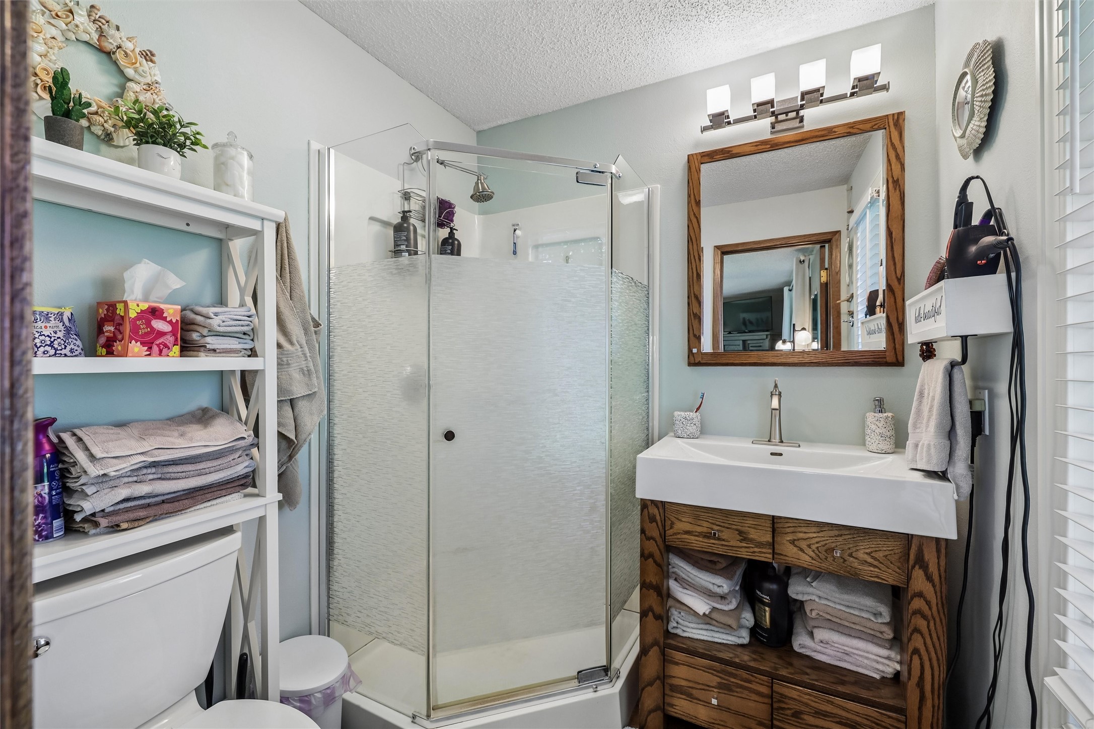8241 R63 Highway Property Photo 16