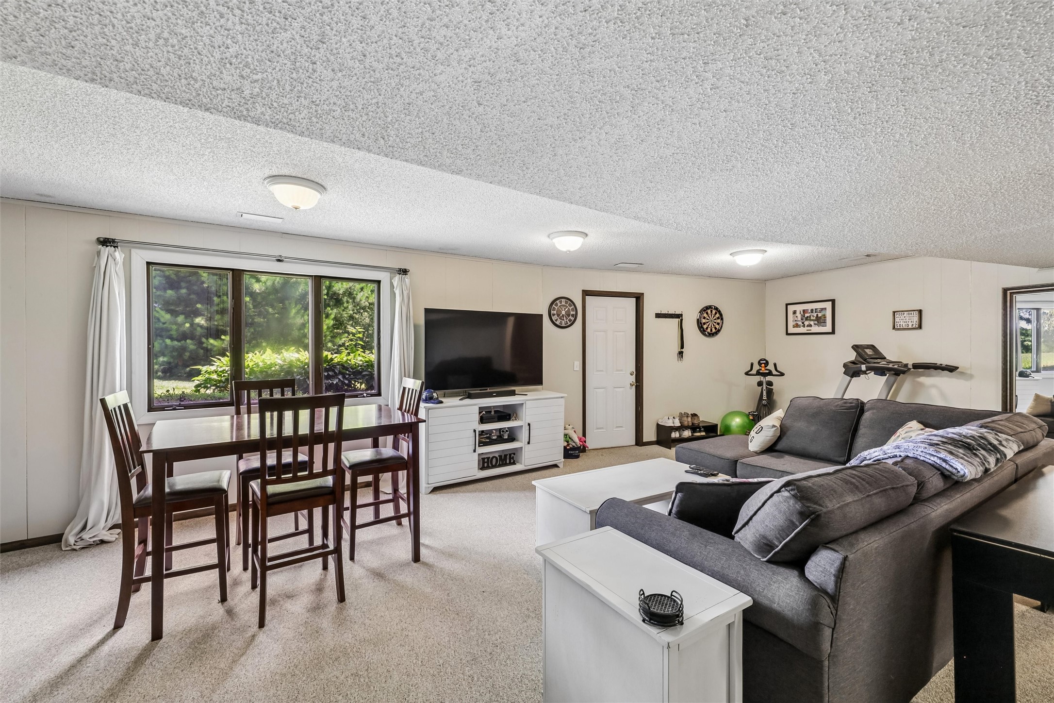 8241 R63 Highway Property Photo 21