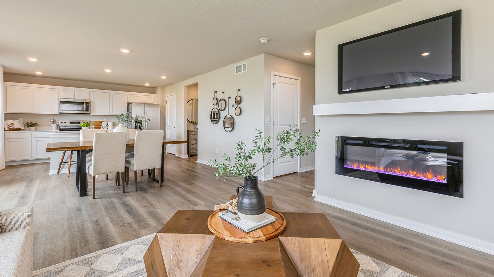 5520 143rd Street Property Photo 4