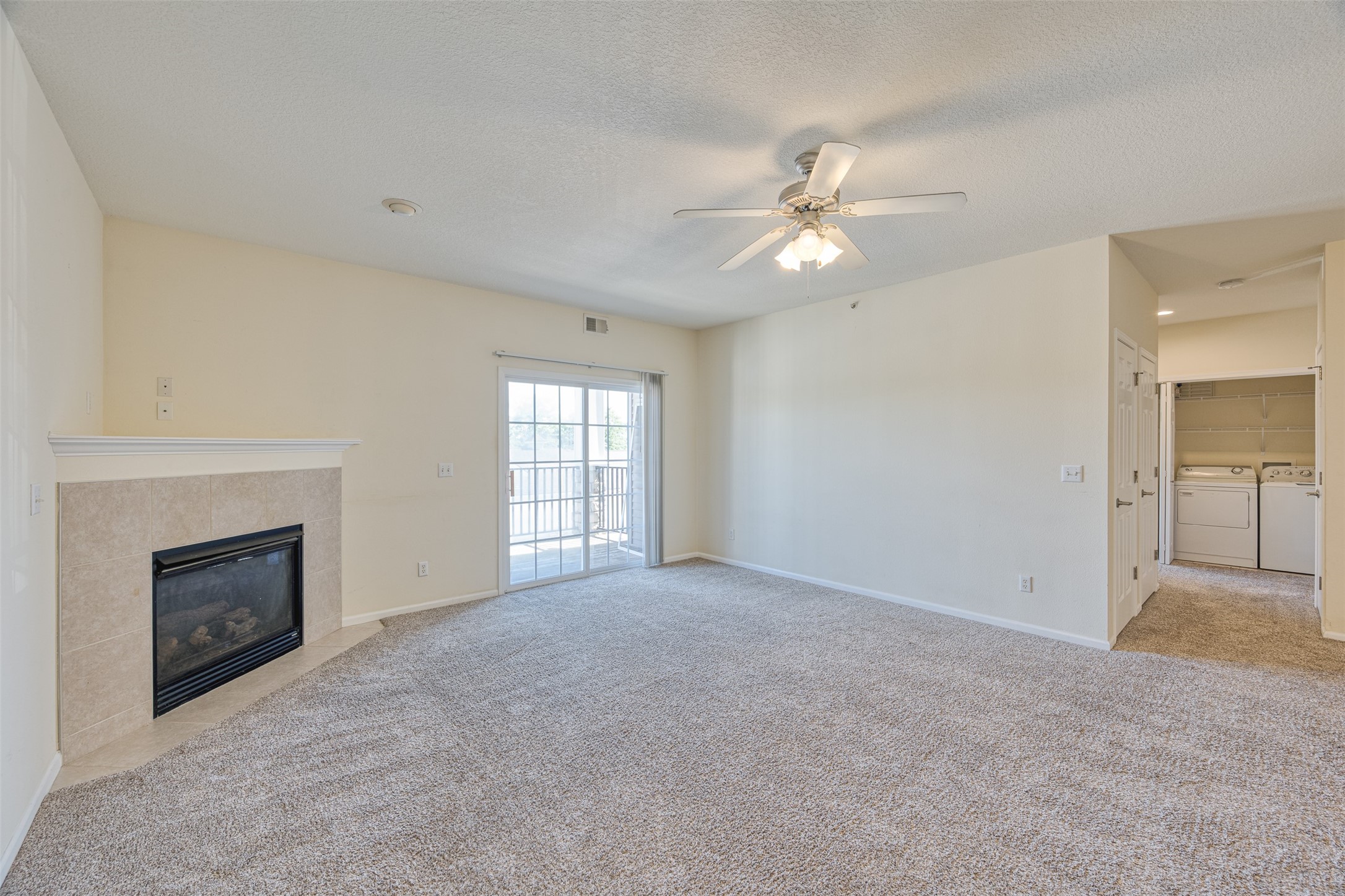 6255 Beechtree Drive 4205 Property Photo 5