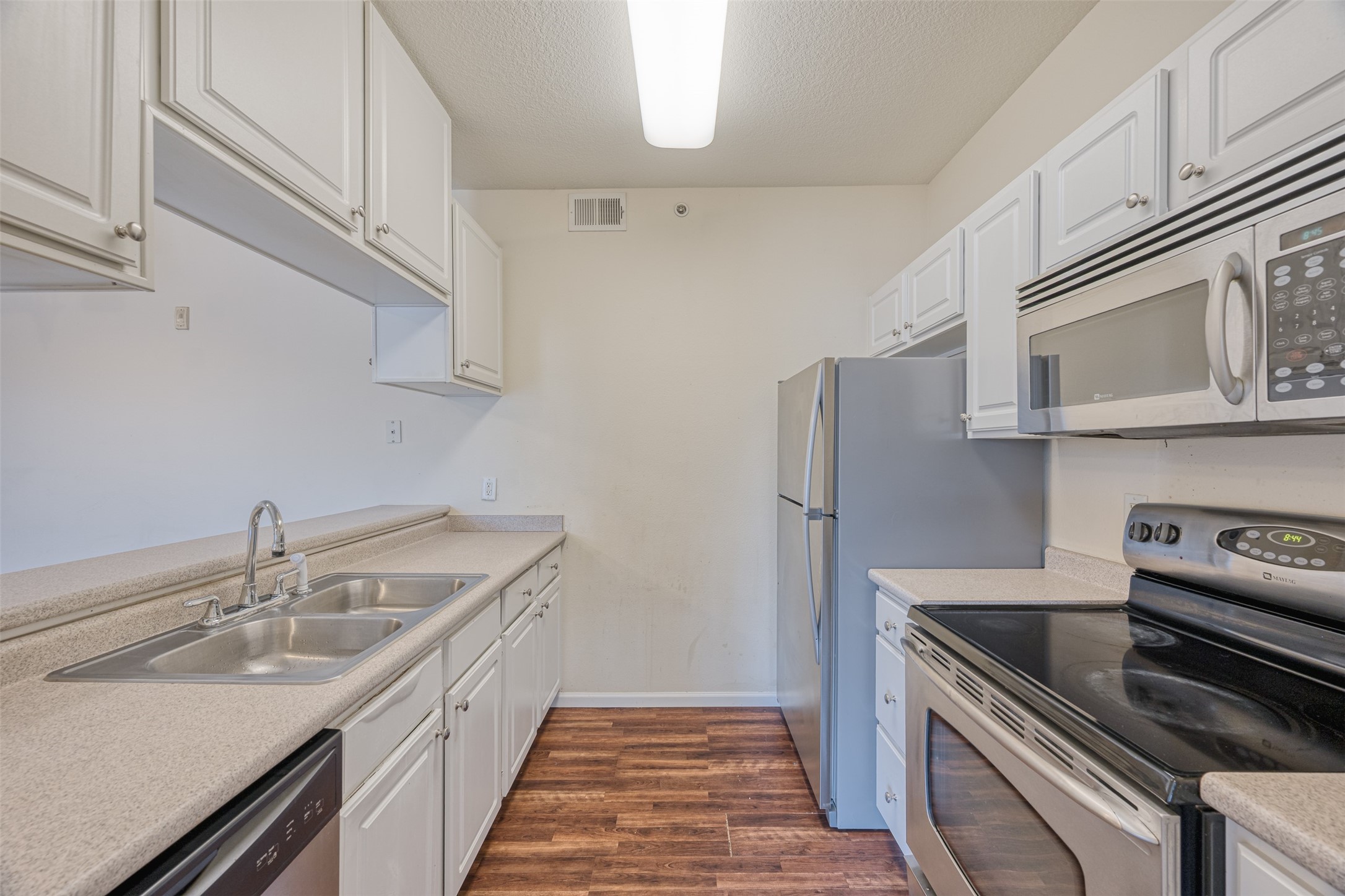 6255 Beechtree Drive 4205 Property Photo 10